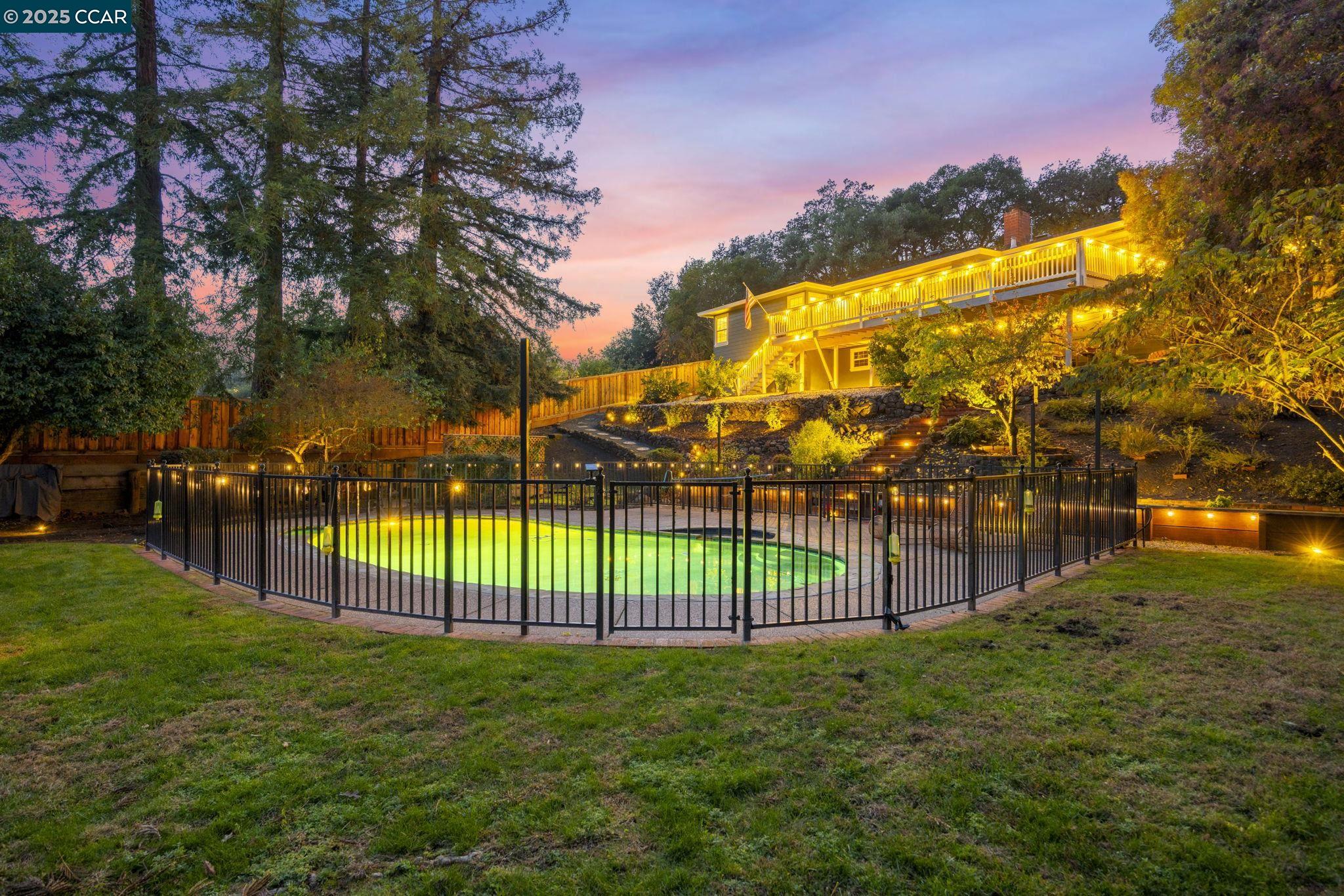 Detail Gallery Image 51 of 60 For 110 Twin Peaks Drive, Walnut Creek,  CA 94595 - 3 Beds | 2 Baths