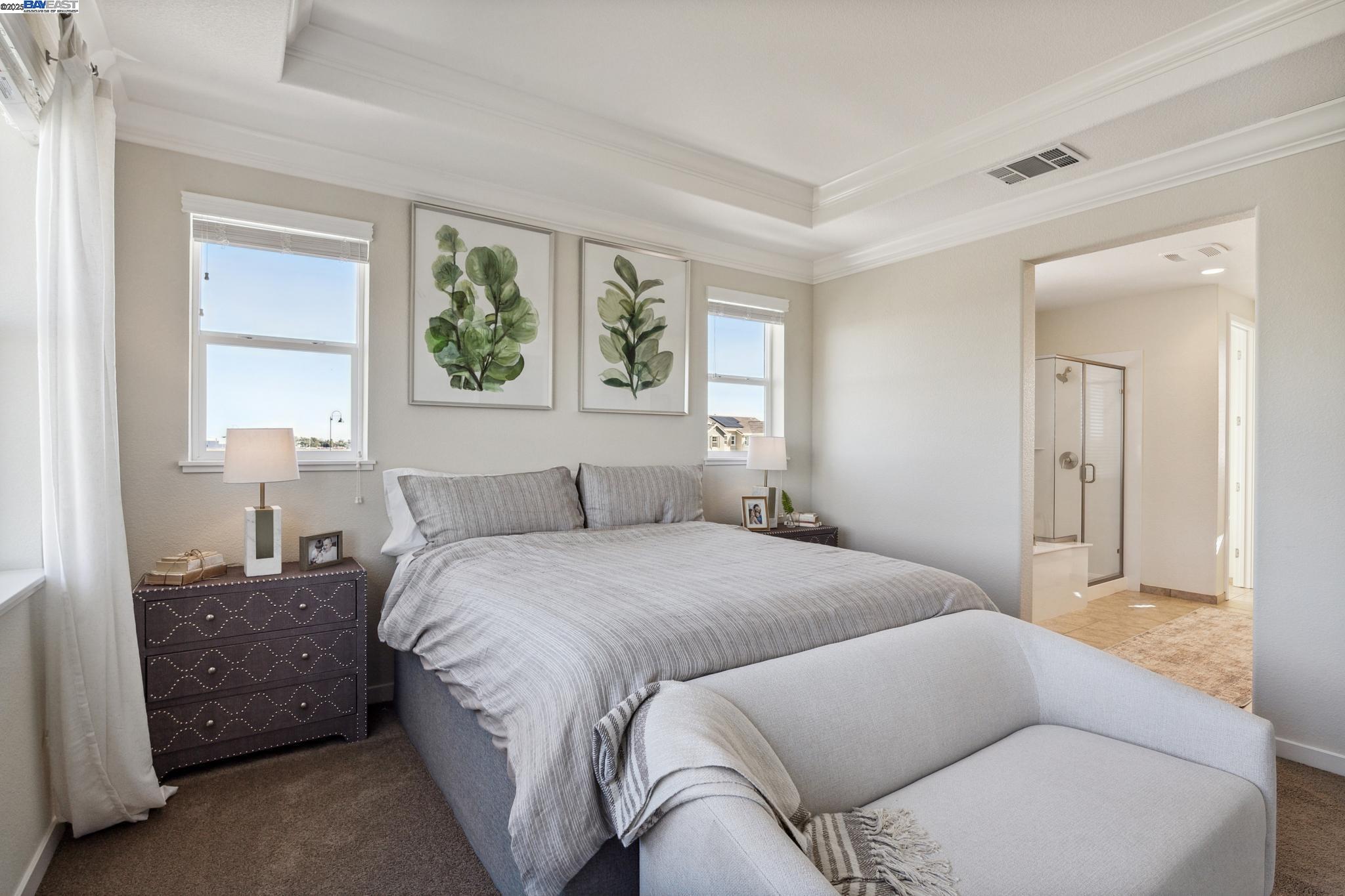 Detail Gallery Image 14 of 22 For 1480 Monument Ln, Fairfield,  CA 94533 - 4 Beds | 3 Baths