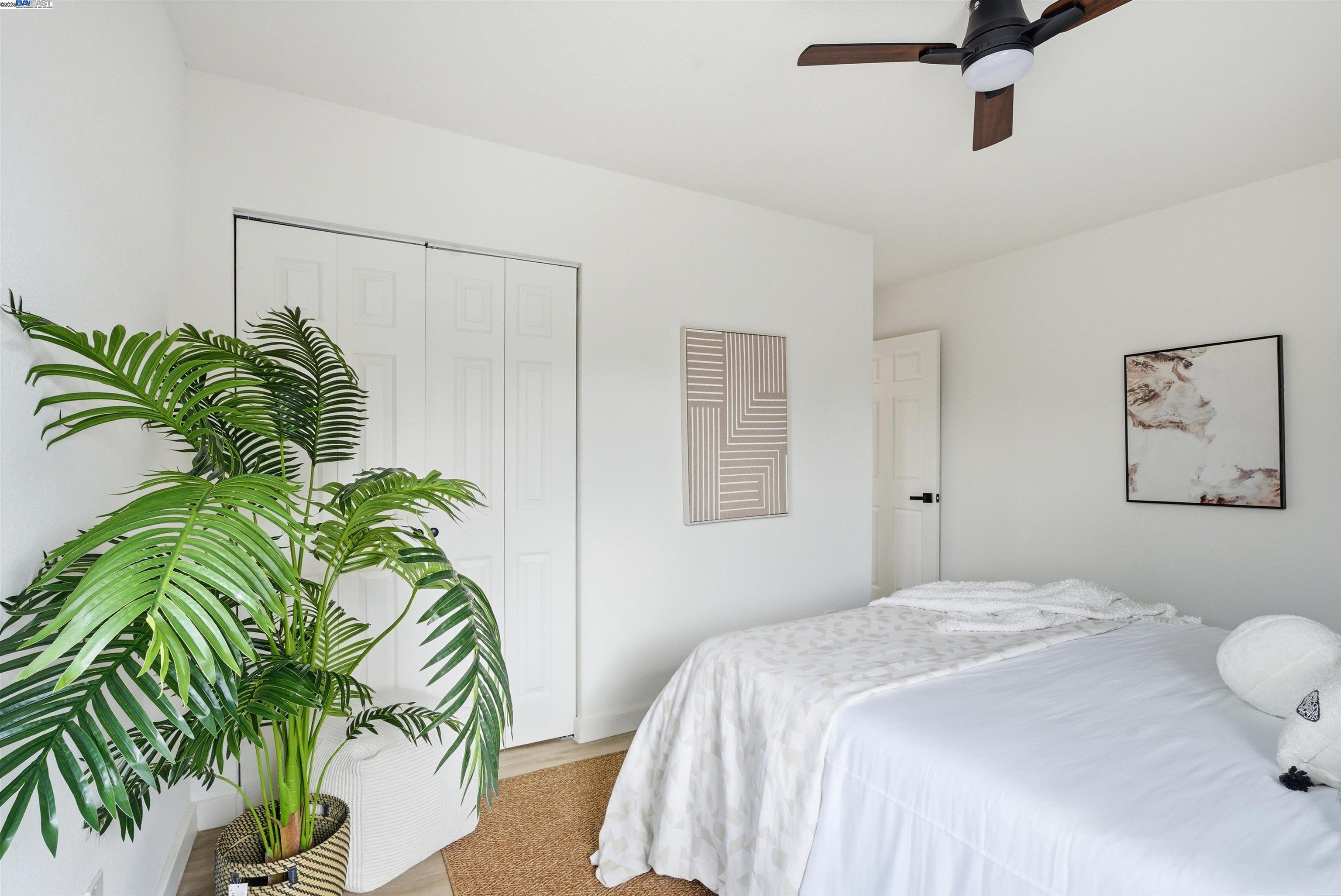 Detail Gallery Image 18 of 23 For 9709 Coral Rd, Oakland,  CA 94603 - 3 Beds | 1 Baths