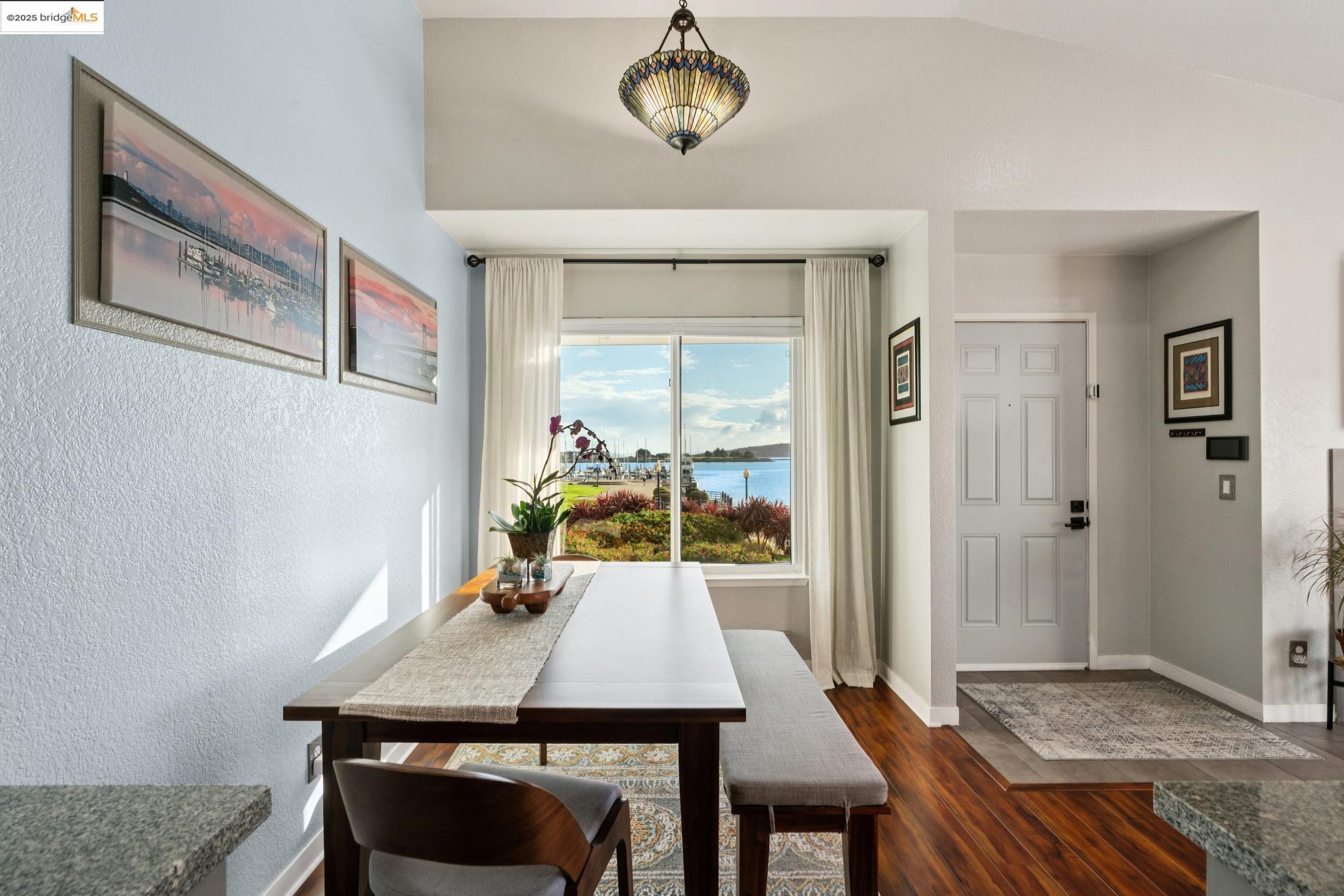 Detail Gallery Image 8 of 60 For 184 Schooner Ct, Richmond,  CA 94804 - 2 Beds | 2 Baths