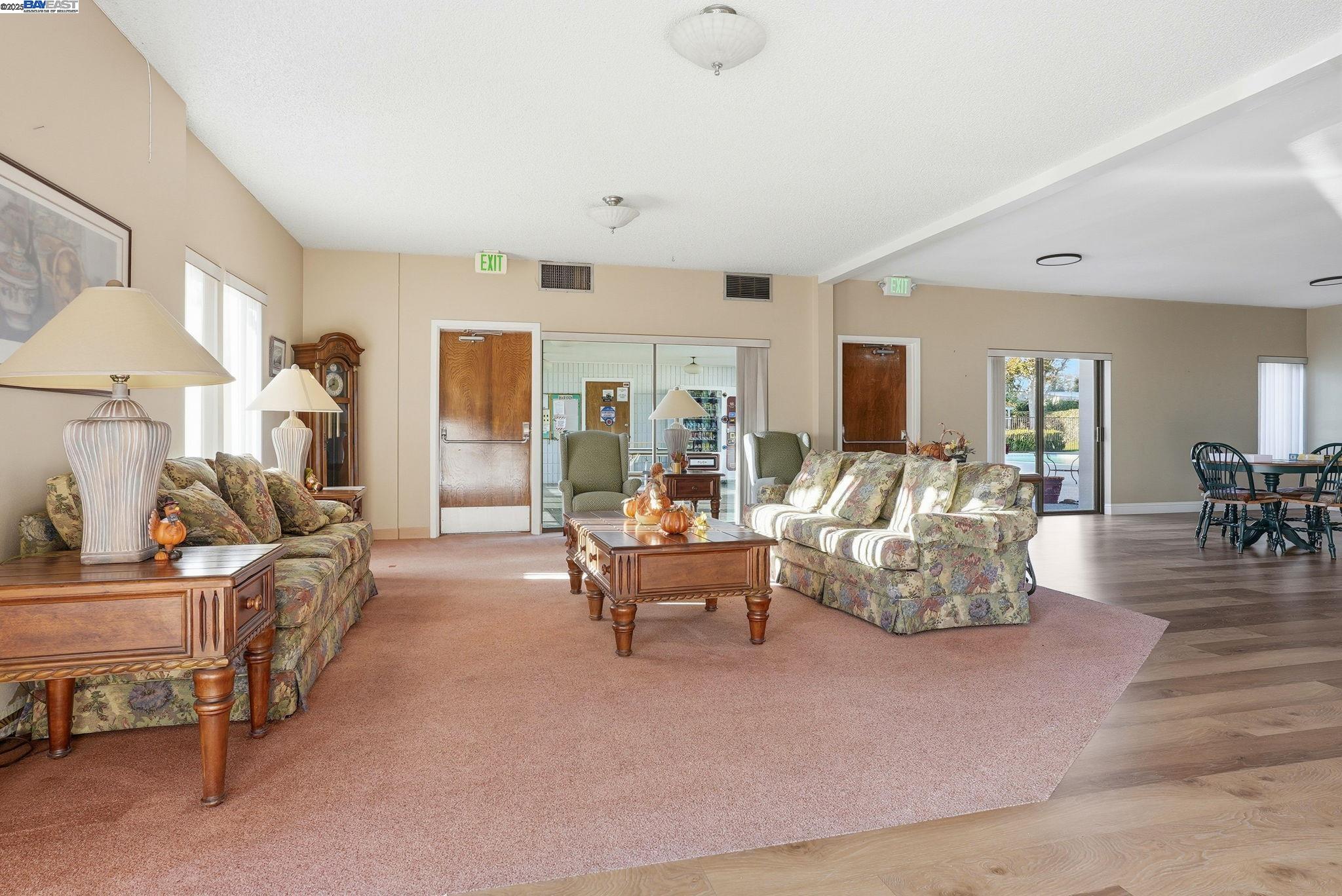 Detail Gallery Image 42 of 54 For 4141 Deep Creek Rd #89,  Fremont,  CA 94555 - 2 Beds | 2 Baths