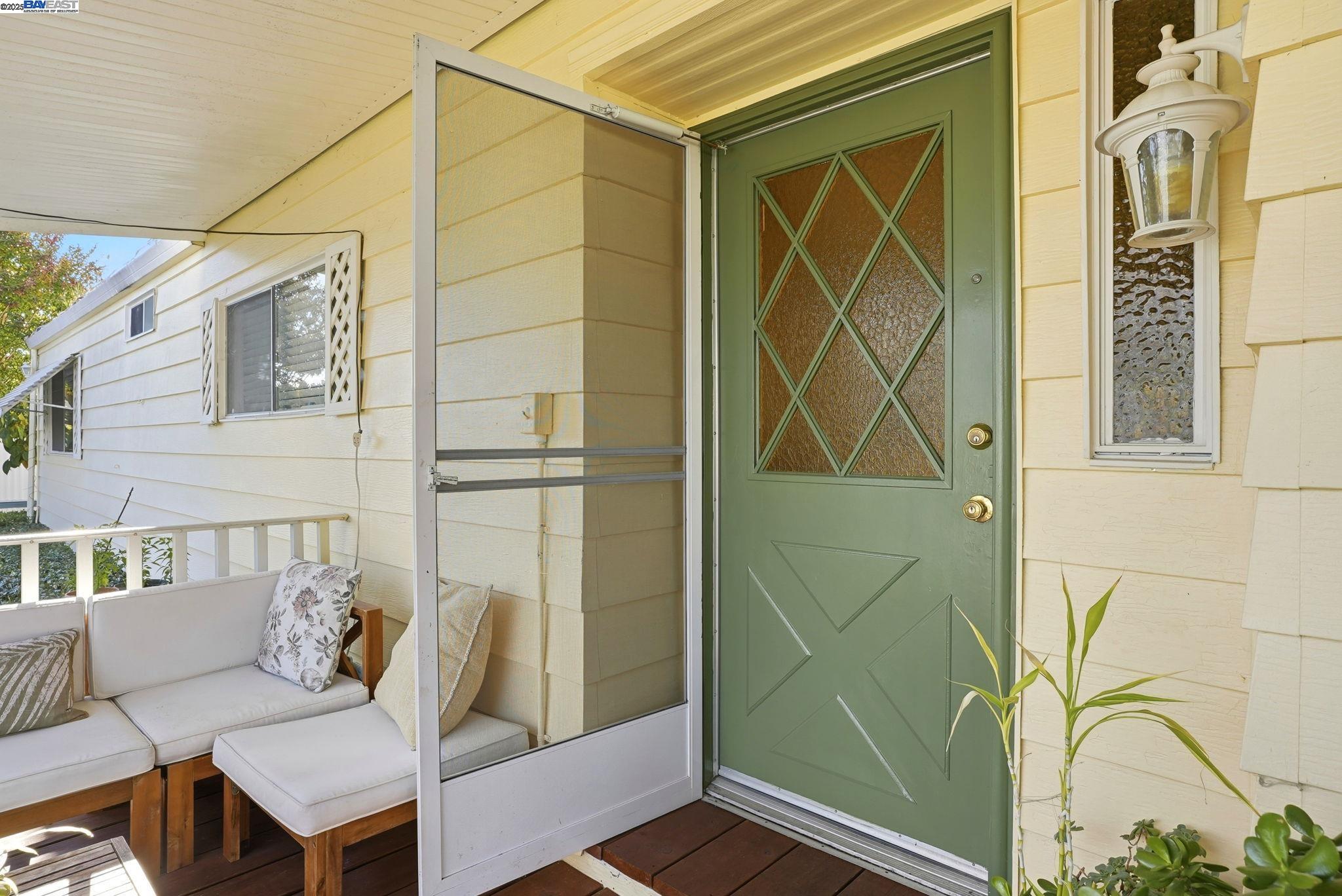 Detail Gallery Image 7 of 54 For 4141 Deep Creek Rd #89,  Fremont,  CA 94555 - 2 Beds | 2 Baths