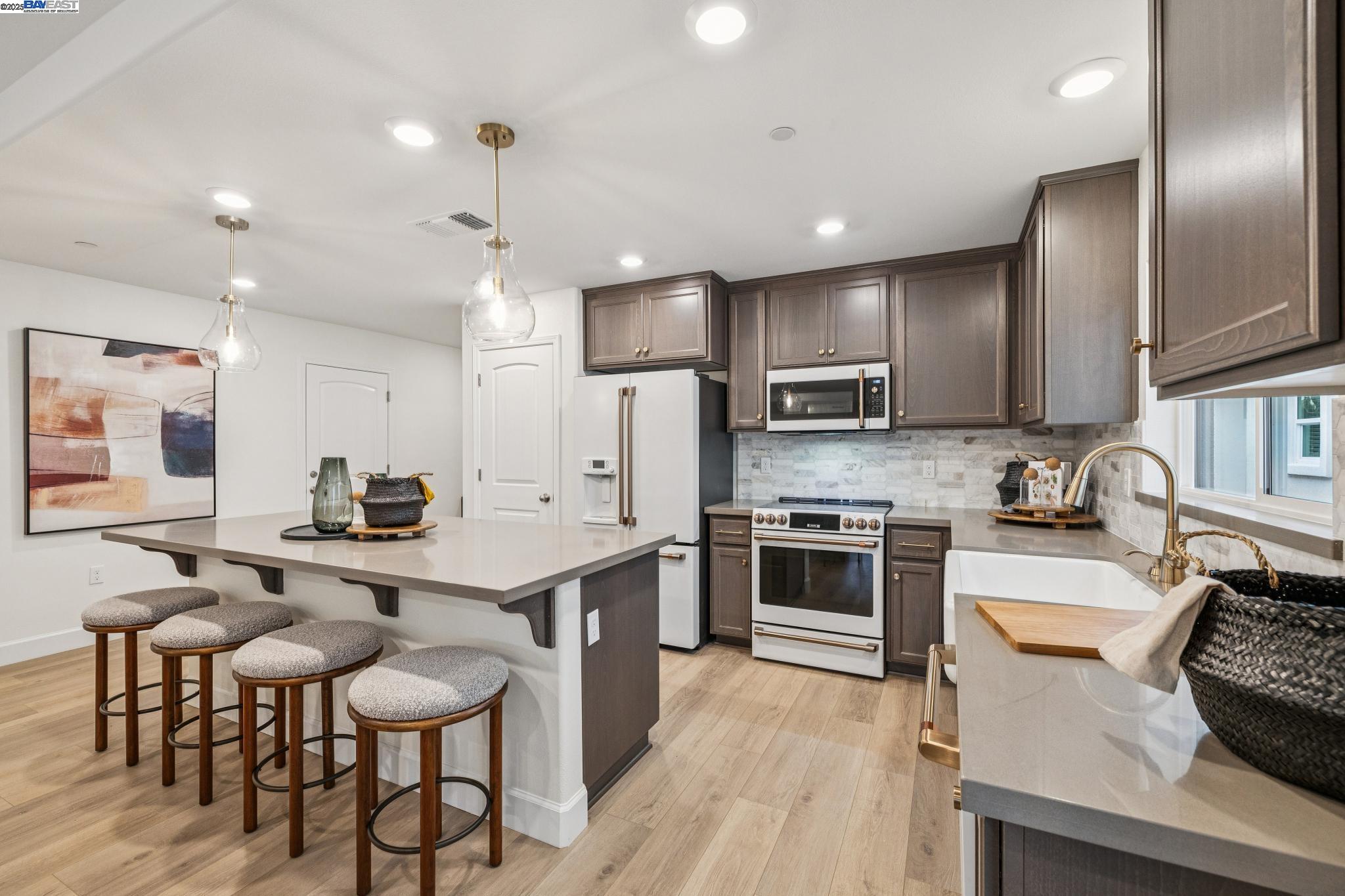 Detail Gallery Image 15 of 37 For 2628 Wesley Way, Chico,  CA 95973 - 4 Beds | 3 Baths