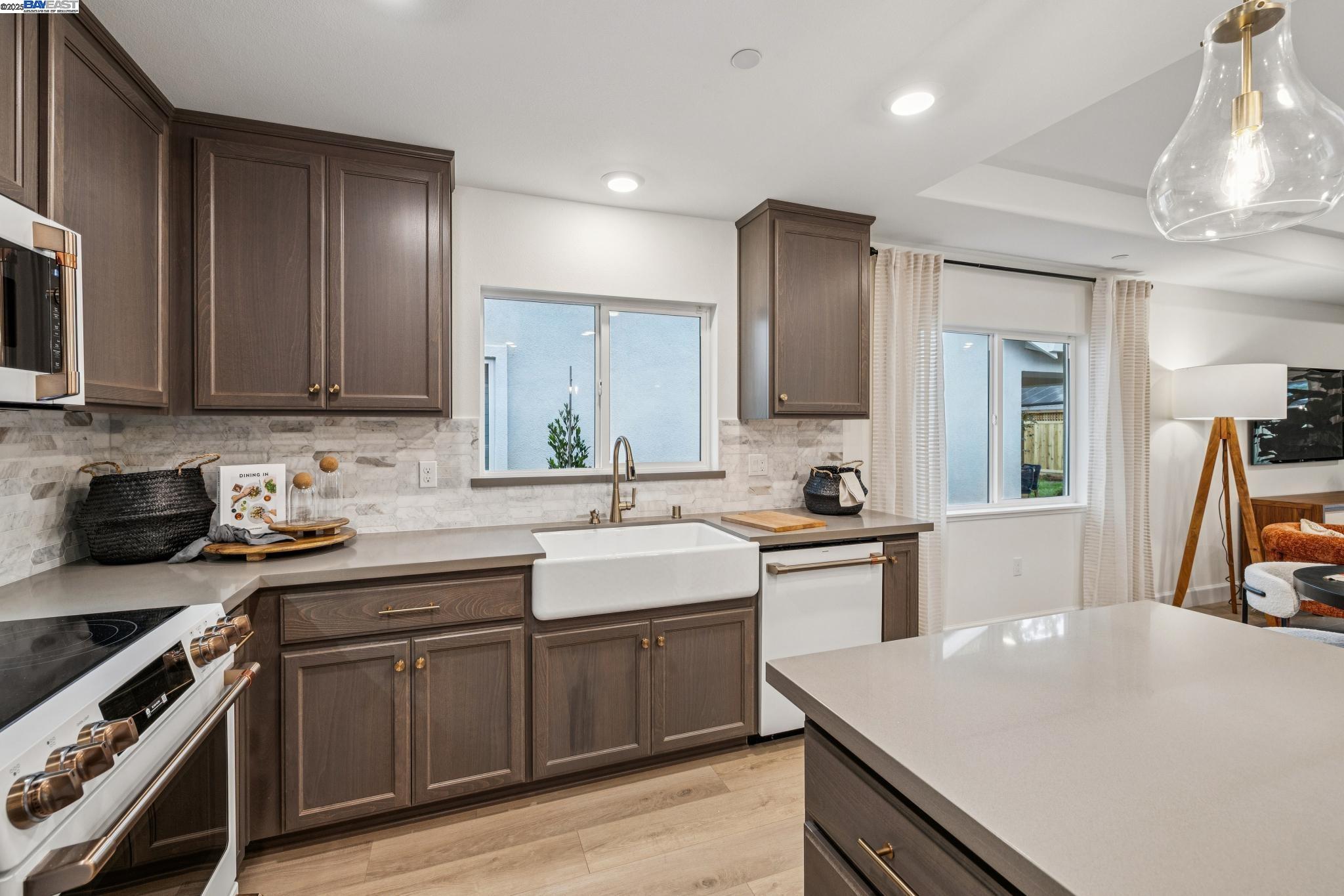 Detail Gallery Image 16 of 37 For 2628 Wesley Way, Chico,  CA 95973 - 4 Beds | 3 Baths