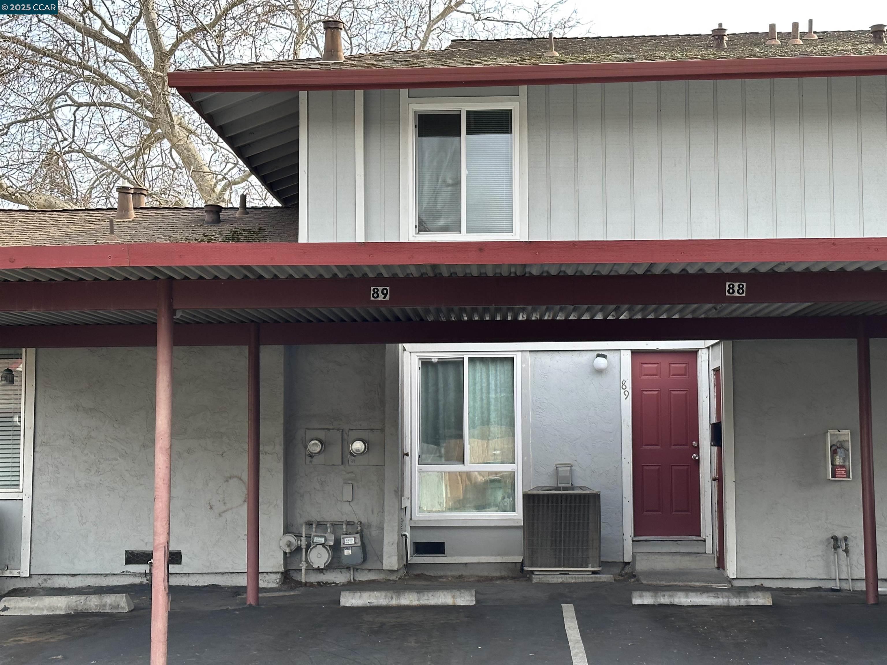 Detail Gallery Image 2 of 27 For 89 Villa Cir, Fairfield,  CA 94533 - 2 Beds | 1/1 Baths