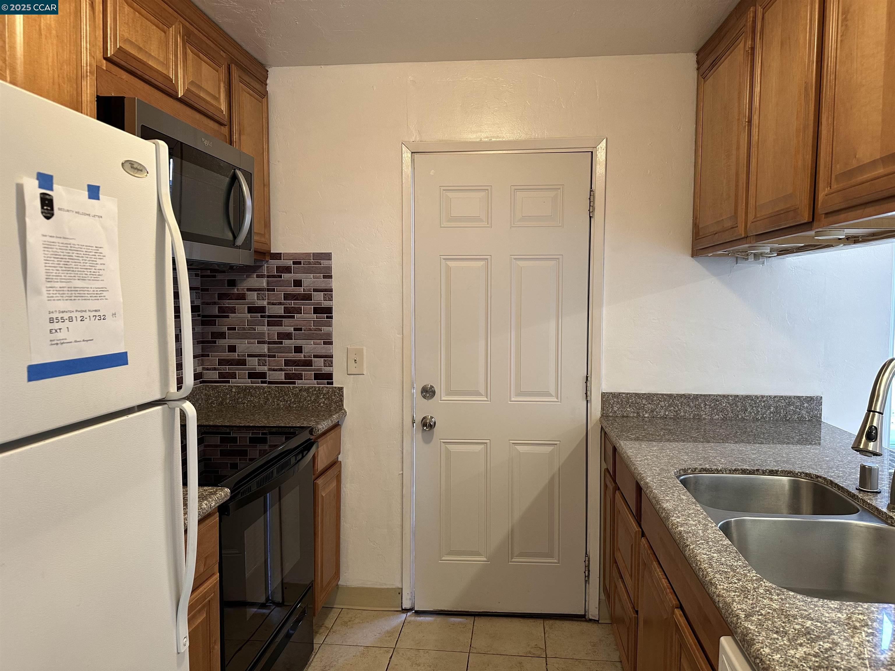 Detail Gallery Image 4 of 27 For 89 Villa Cir, Fairfield,  CA 94533 - 2 Beds | 1/1 Baths