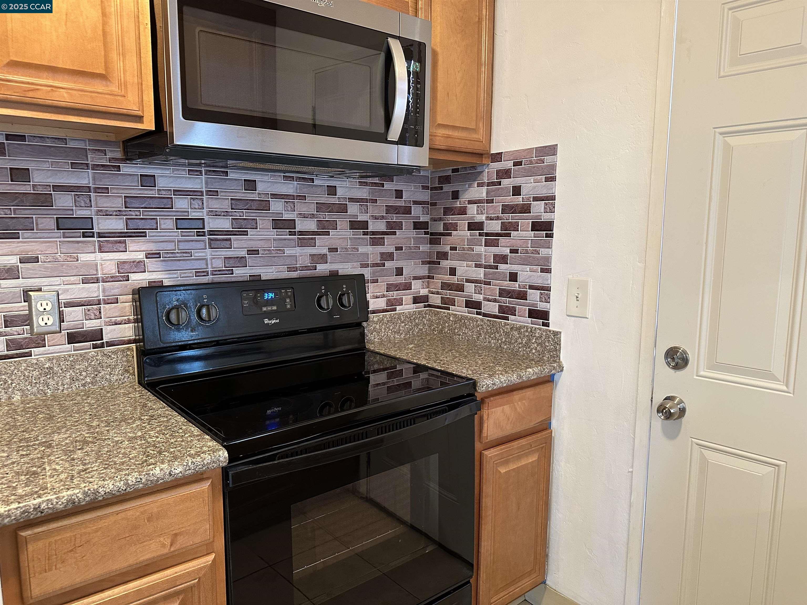 Detail Gallery Image 8 of 27 For 89 Villa Cir, Fairfield,  CA 94533 - 2 Beds | 1/1 Baths