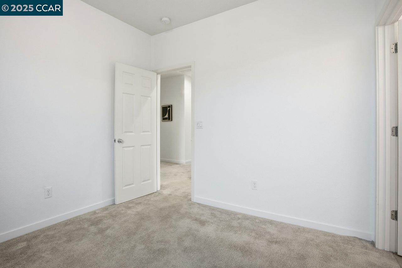 Detail Gallery Image 21 of 48 For 1830 Yellowwood Ave, Sacramento,  CA 95834 - 3 Beds | 2/1 Baths
