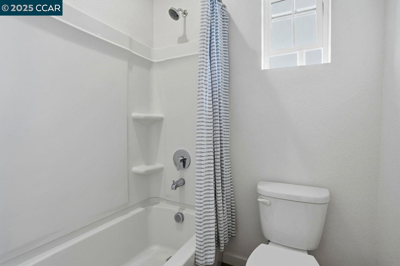 Detail Gallery Image 24 of 48 For 1830 Yellowwood Ave, Sacramento,  CA 95834 - 3 Beds | 2/1 Baths