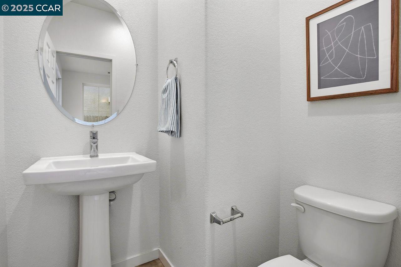 Detail Gallery Image 28 of 48 For 1830 Yellowwood Ave, Sacramento,  CA 95834 - 3 Beds | 2/1 Baths