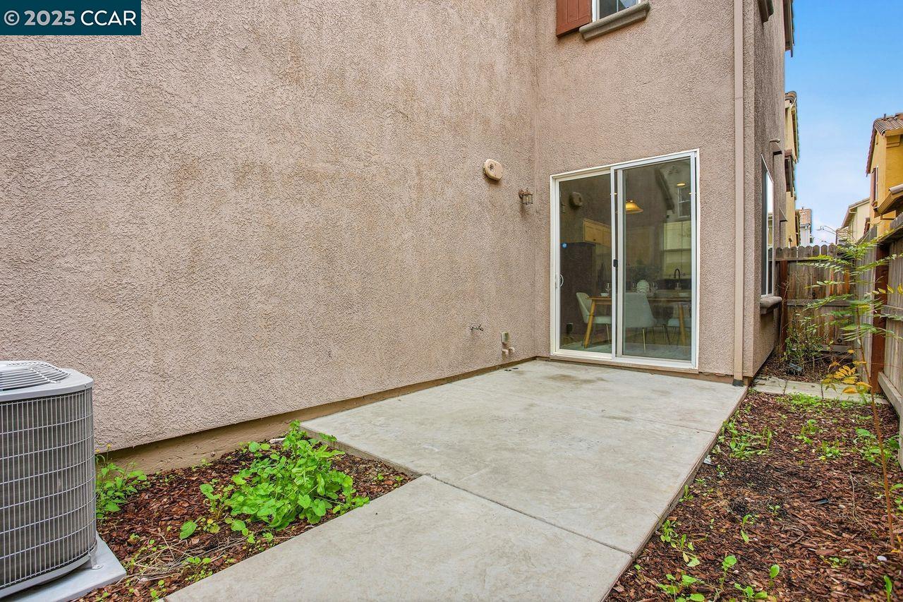 Detail Gallery Image 33 of 48 For 1830 Yellowwood Ave, Sacramento,  CA 95834 - 3 Beds | 2/1 Baths