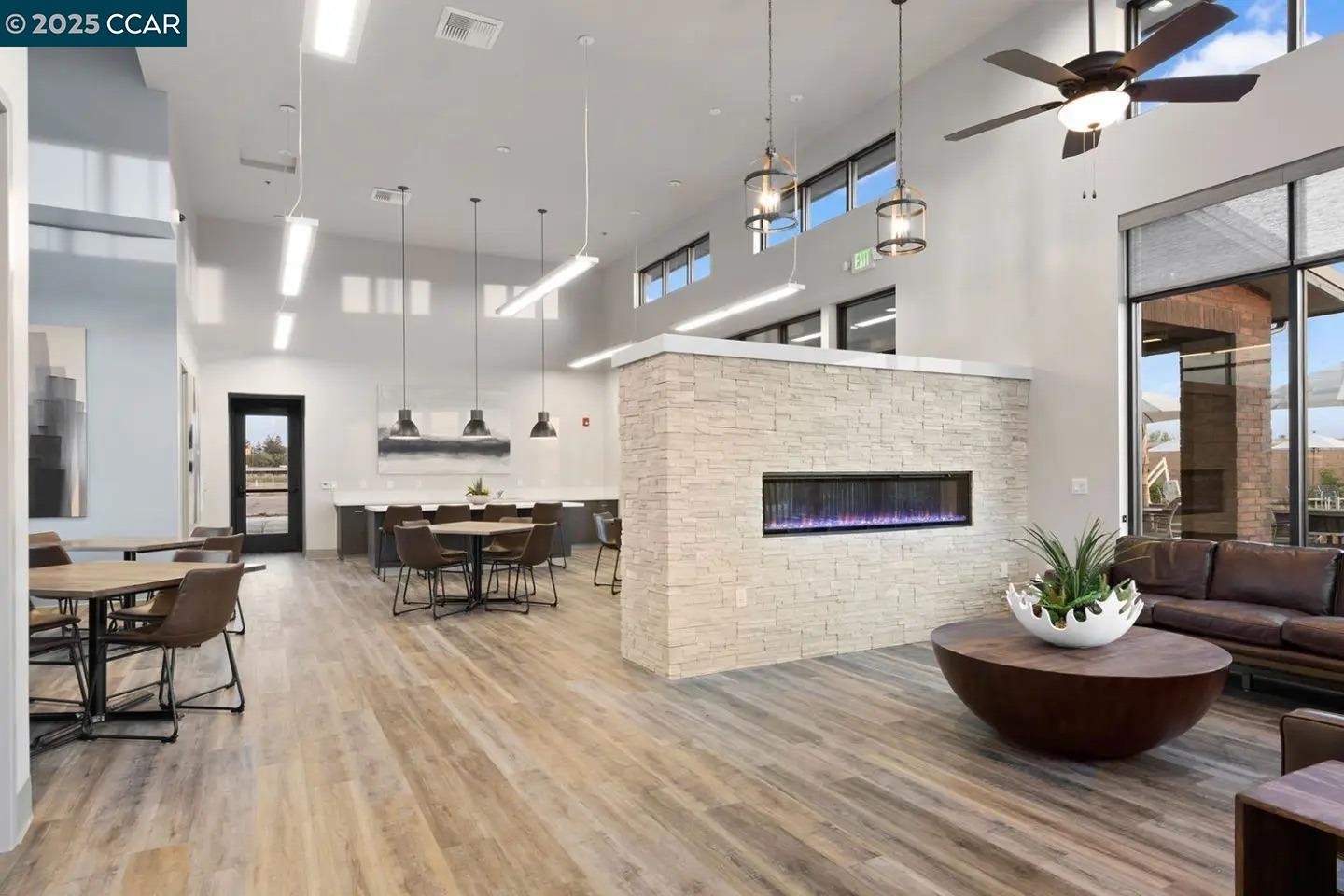 Detail Gallery Image 44 of 48 For 1830 Yellowwood Ave, Sacramento,  CA 95834 - 3 Beds | 2/1 Baths