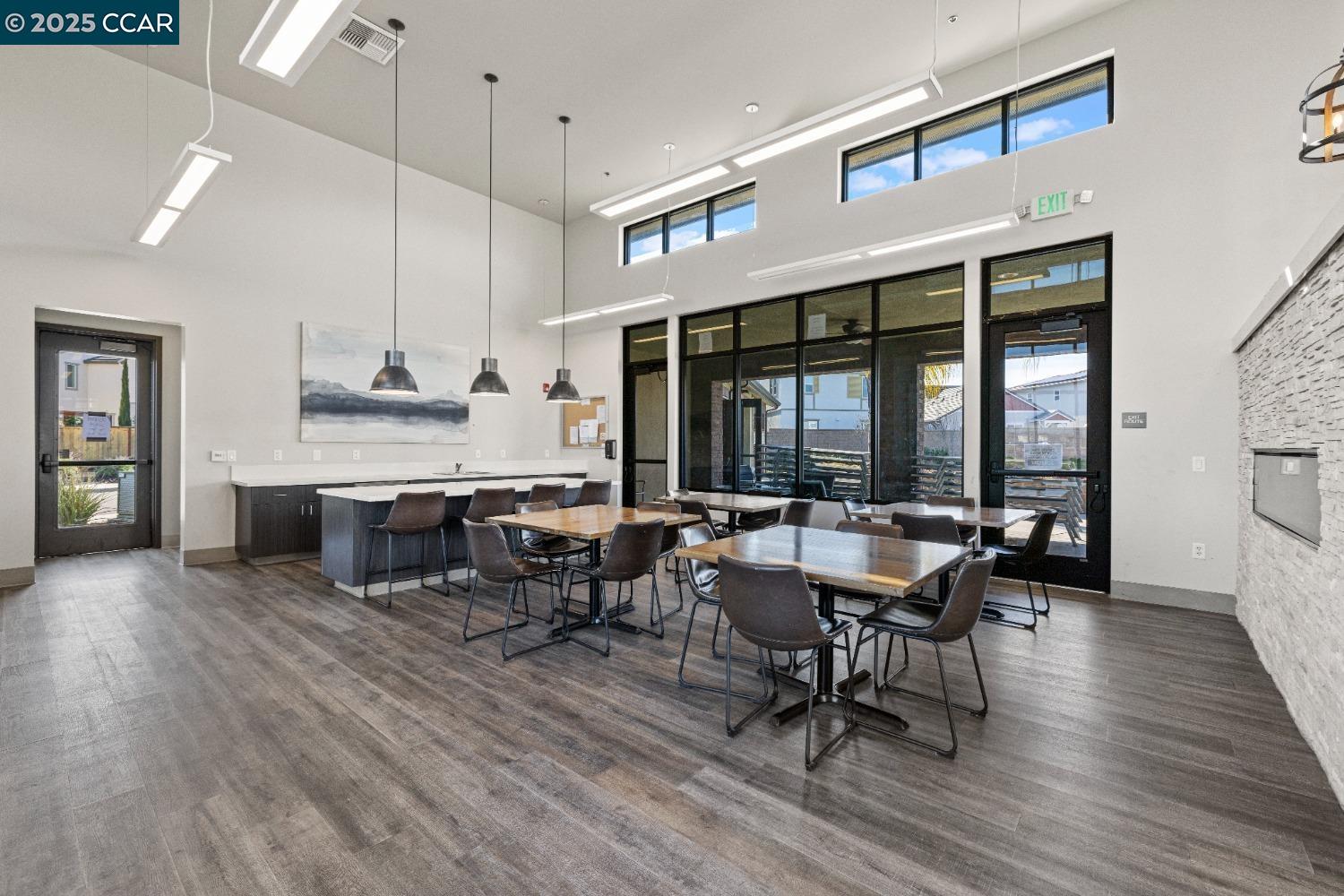 Detail Gallery Image 46 of 48 For 1830 Yellowwood Ave, Sacramento,  CA 95834 - 3 Beds | 2/1 Baths