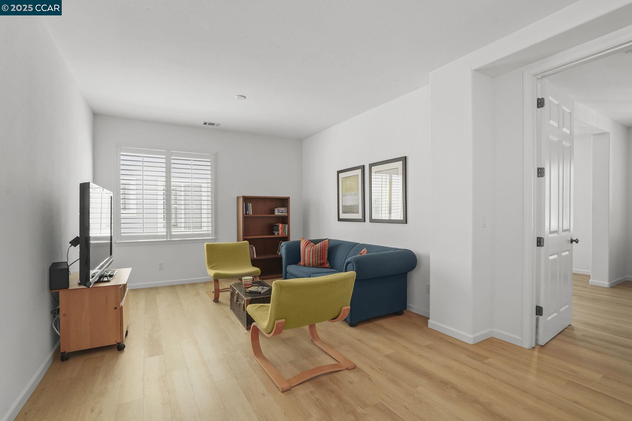 Detail Gallery Image 25 of 43 For 504 Silver Spur Ln, Oakley,  CA 94561 - 4 Beds | 3/1 Baths