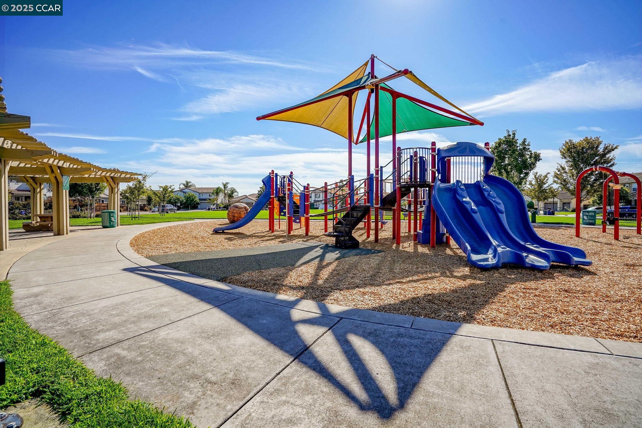 Detail Gallery Image 37 of 43 For 504 Silver Spur Ln, Oakley,  CA 94561 - 4 Beds | 3/1 Baths