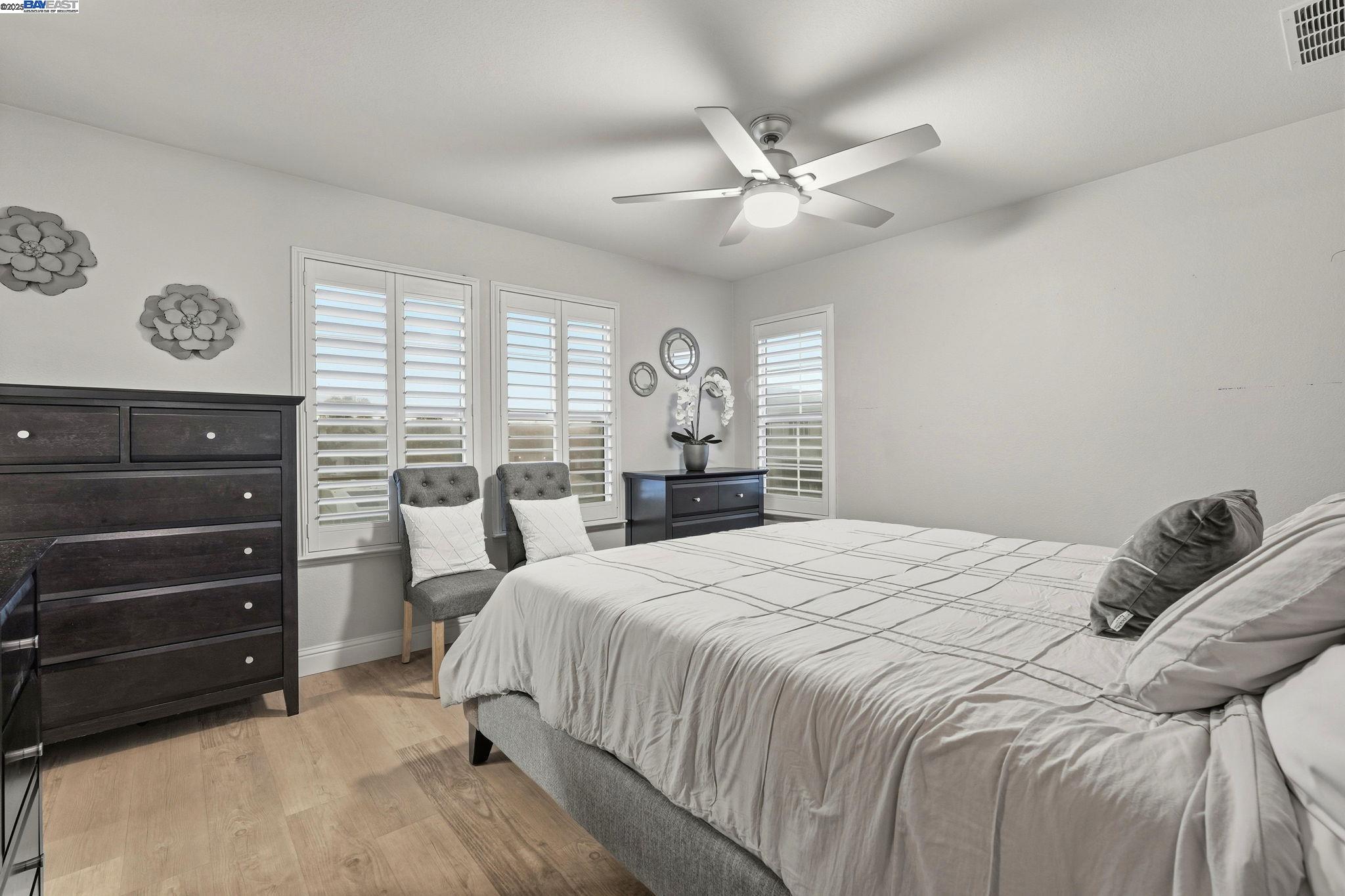 Detail Gallery Image 23 of 36 For 1588 Hearthsong Dr, Manteca,  CA 95337 - 4 Beds | 2/1 Baths