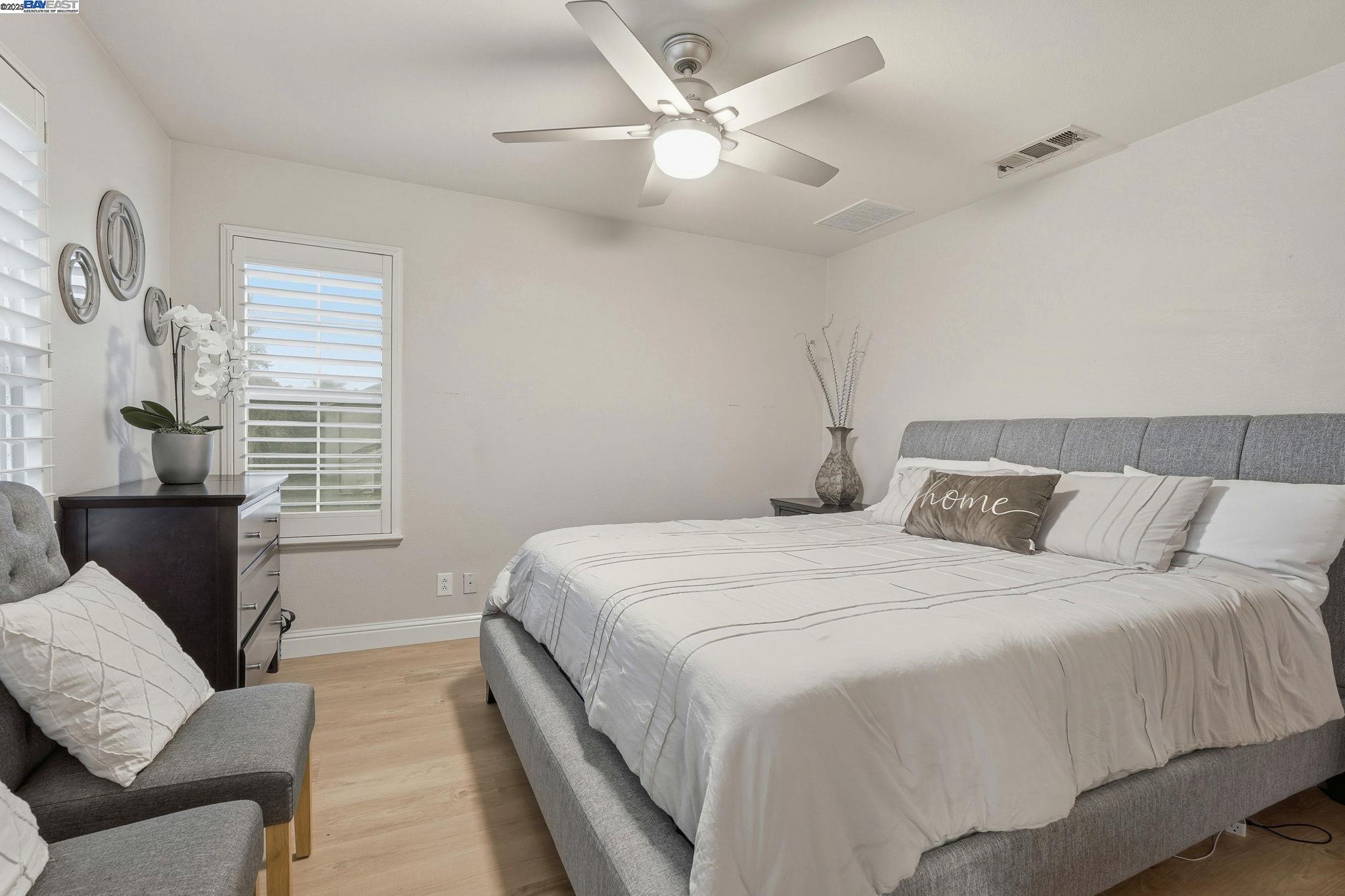 Detail Gallery Image 24 of 36 For 1588 Hearthsong Dr, Manteca,  CA 95337 - 4 Beds | 2/1 Baths