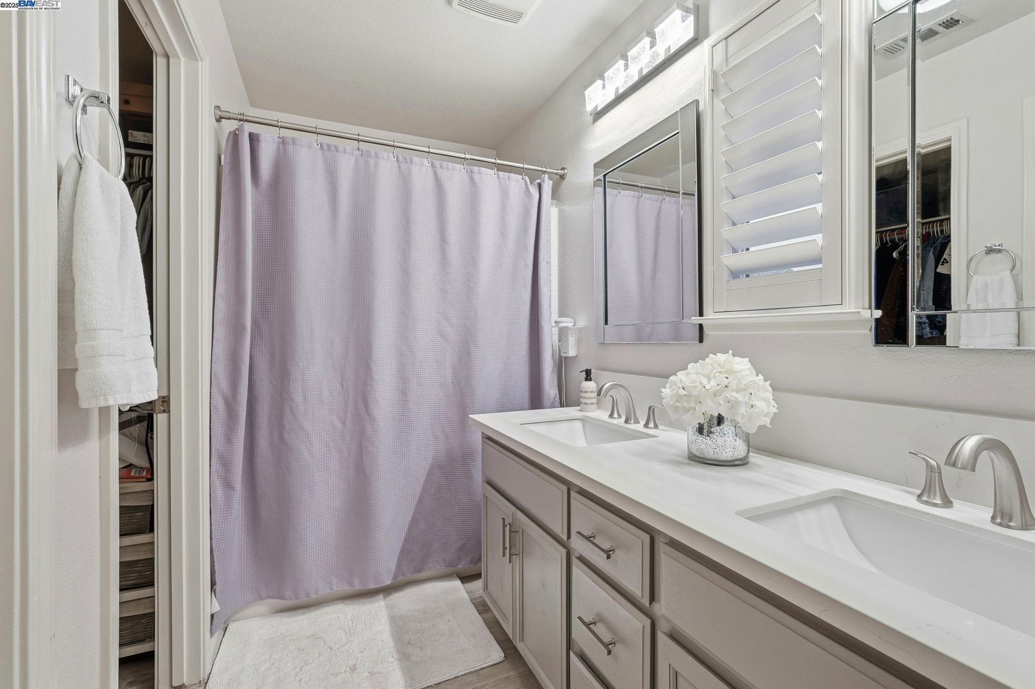 Detail Gallery Image 28 of 36 For 1588 Hearthsong Dr, Manteca,  CA 95337 - 4 Beds | 2/1 Baths