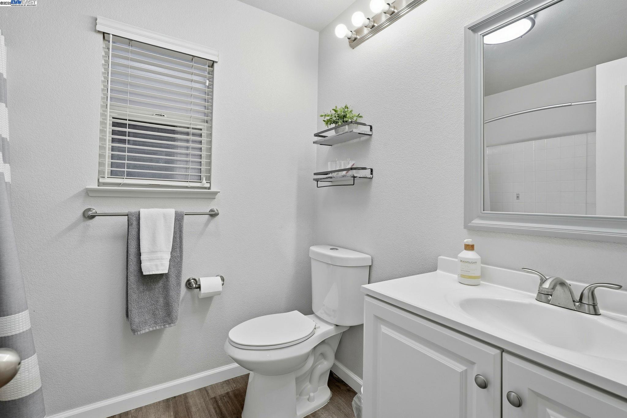 Detail Gallery Image 30 of 36 For 1588 Hearthsong Dr, Manteca,  CA 95337 - 4 Beds | 2/1 Baths