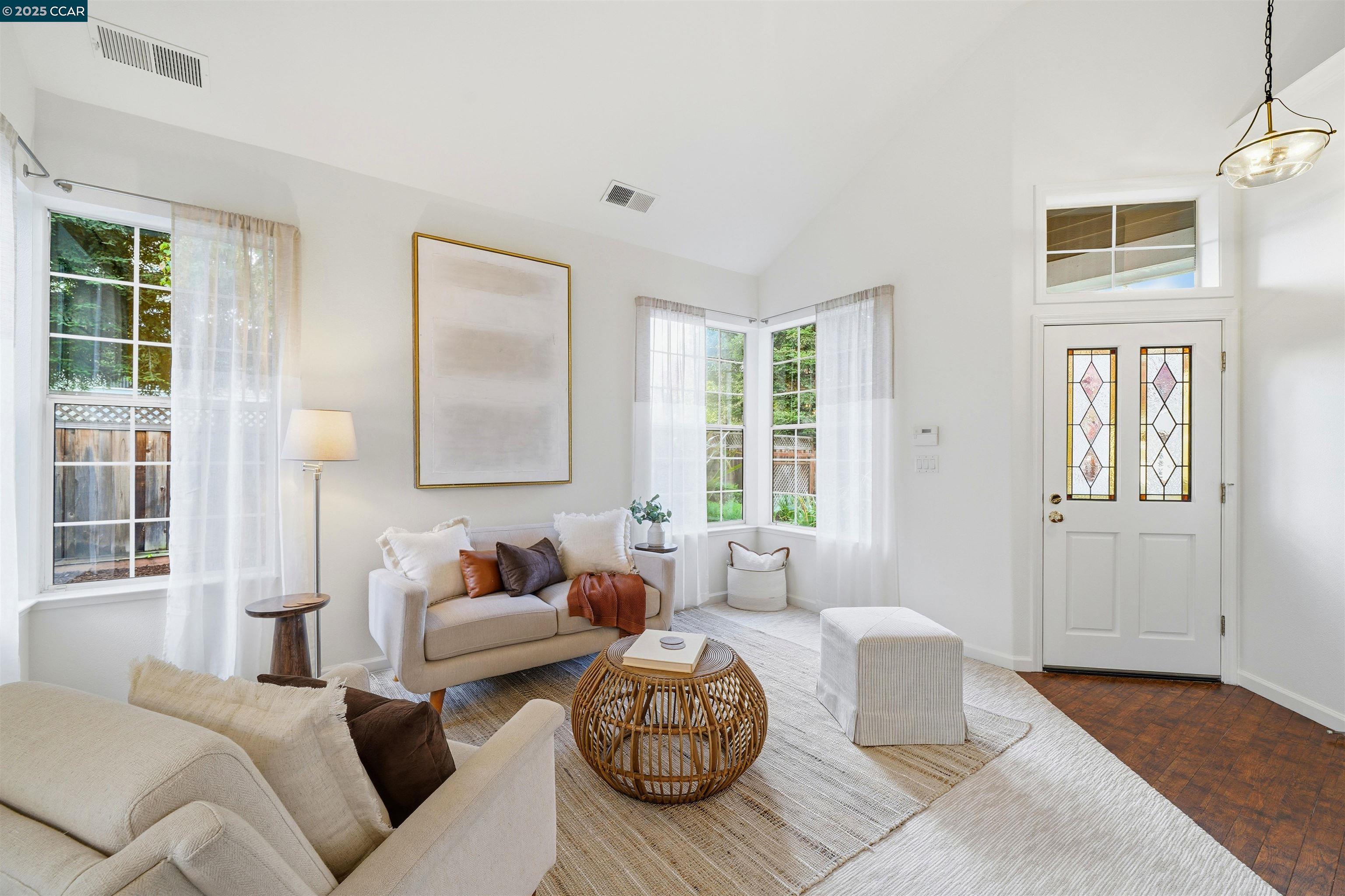 Detail Gallery Image 6 of 51 For 1257 Silverwood Ct, Danville,  CA 94526 - 3 Beds | 2/1 Baths