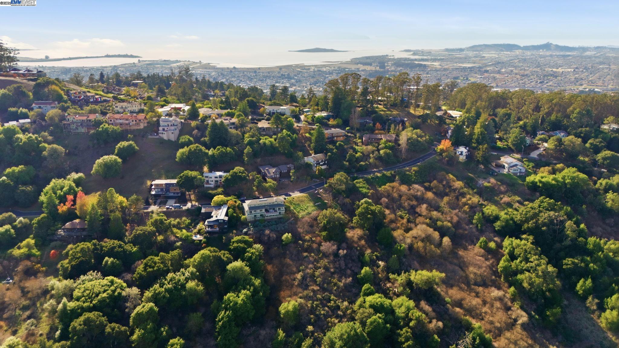 Detail Gallery Image 5 of 10 For 8421 Wildcat Dr, El Cerrito,  CA 94530 - – Beds | – Baths