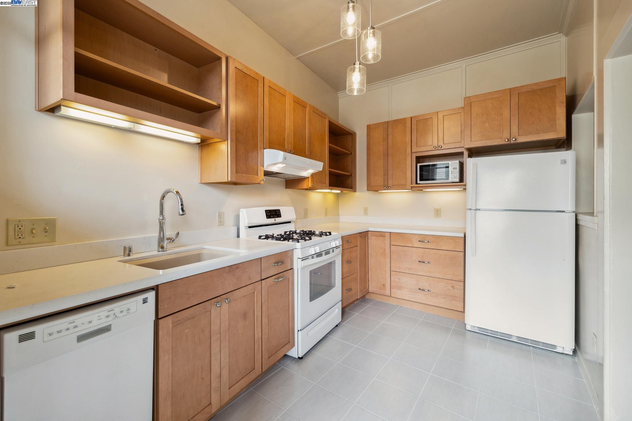 Detail Gallery Image 37 of 60 For 1820 3rd St, Alameda,  CA 94501 - – Beds | – Baths