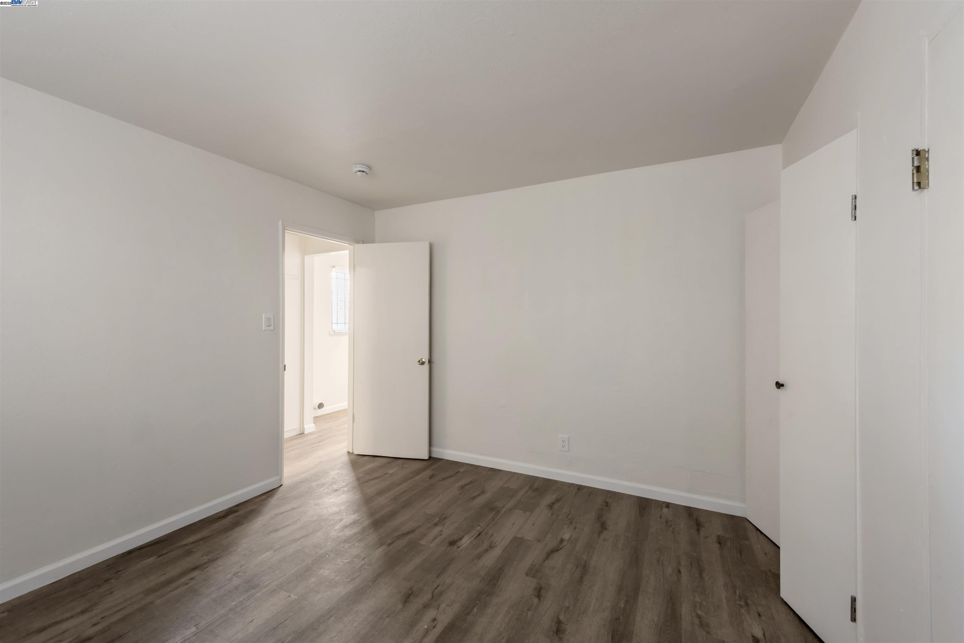 Detail Gallery Image 8 of 25 For 107 Catron Dr, Oakland,  CA 94603 - – Beds | – Baths