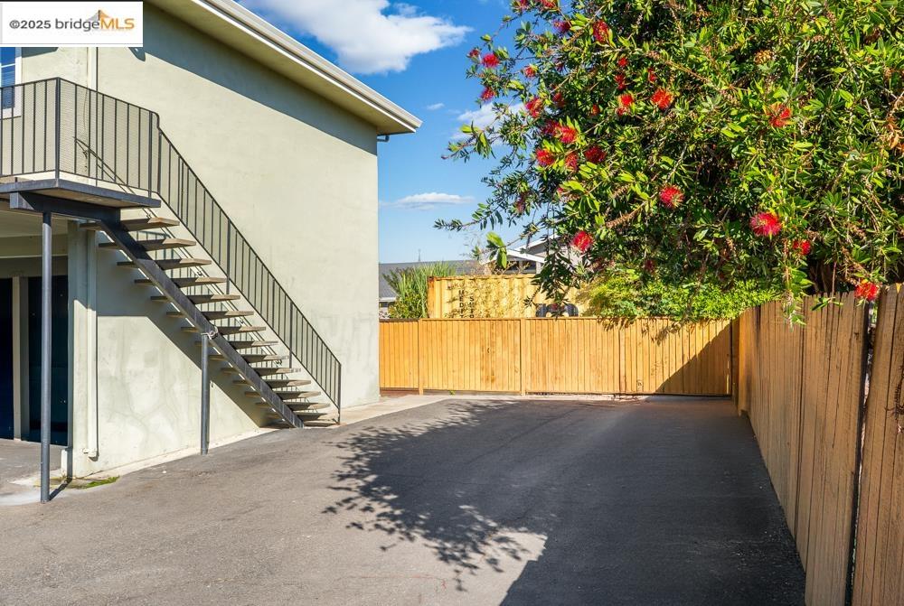 Detail Gallery Image 7 of 21 For 483 Joaquin Ave, San Leandro,  CA 94577-4911 - – Beds | – Baths