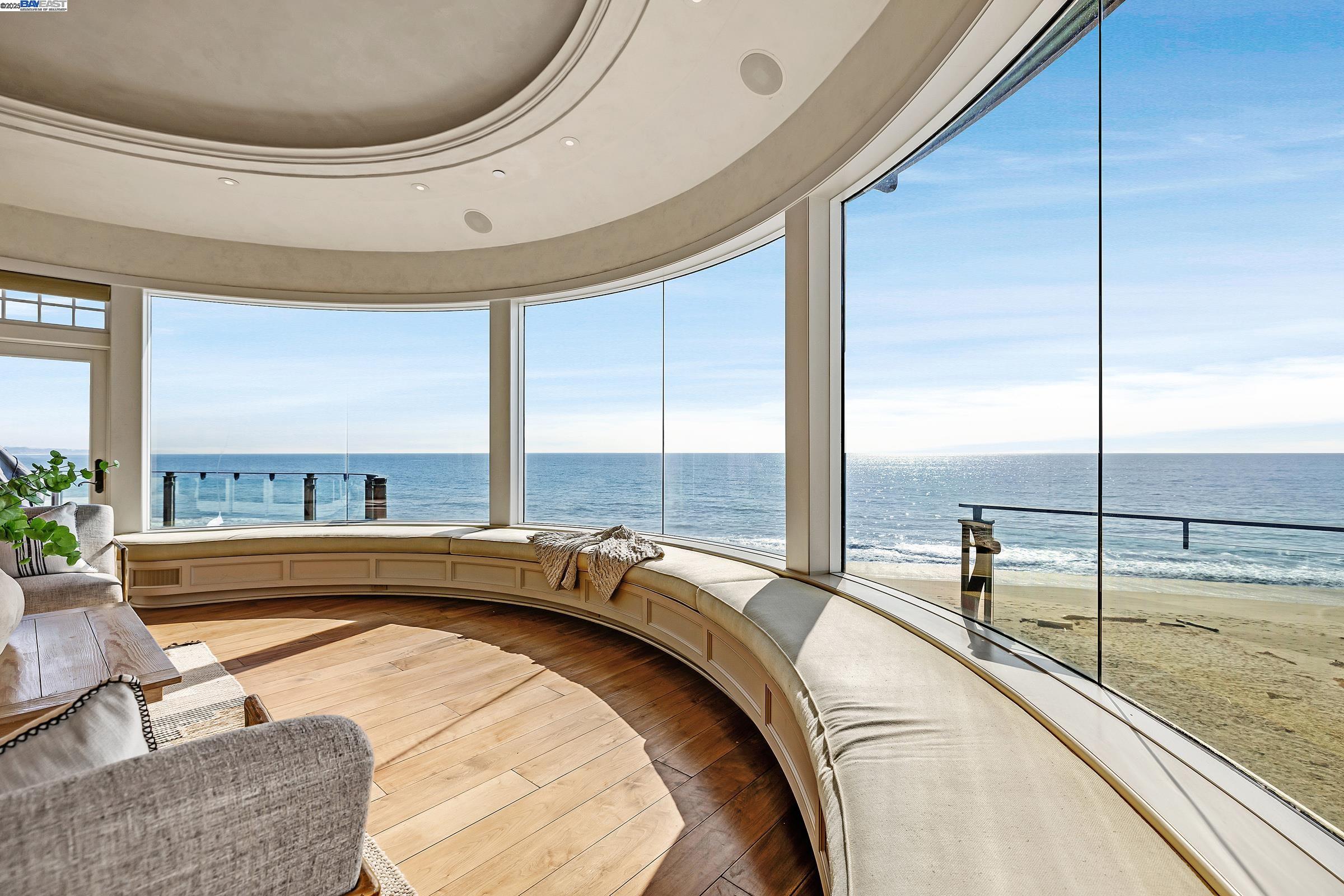 Detail Gallery Image 2 of 57 For 797 Las Olas Dr, Aptos,  CA 95003 - 5 Beds | 4/1 Baths