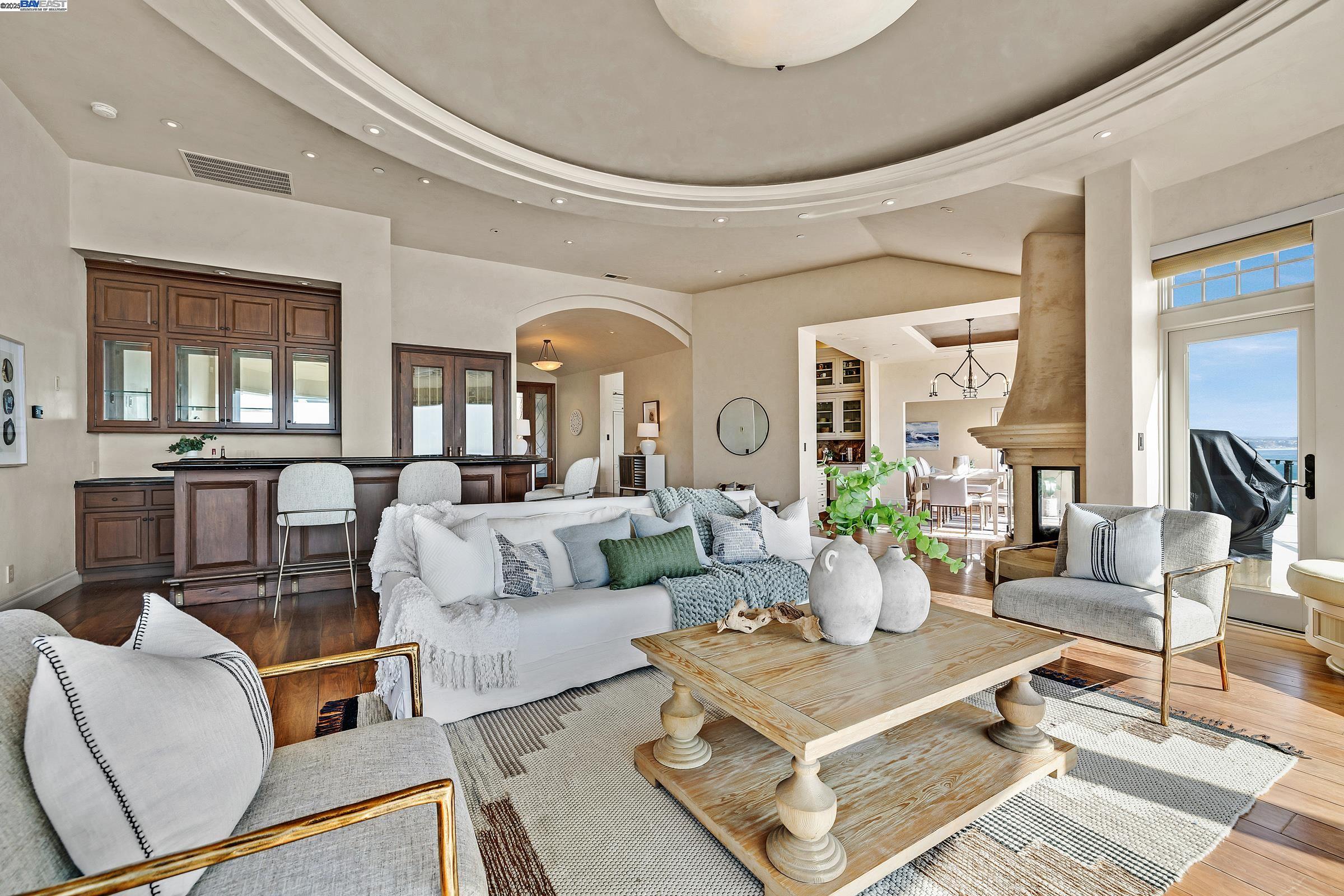 Detail Gallery Image 9 of 57 For 797 Las Olas Dr, Aptos,  CA 95003 - 5 Beds | 4/1 Baths