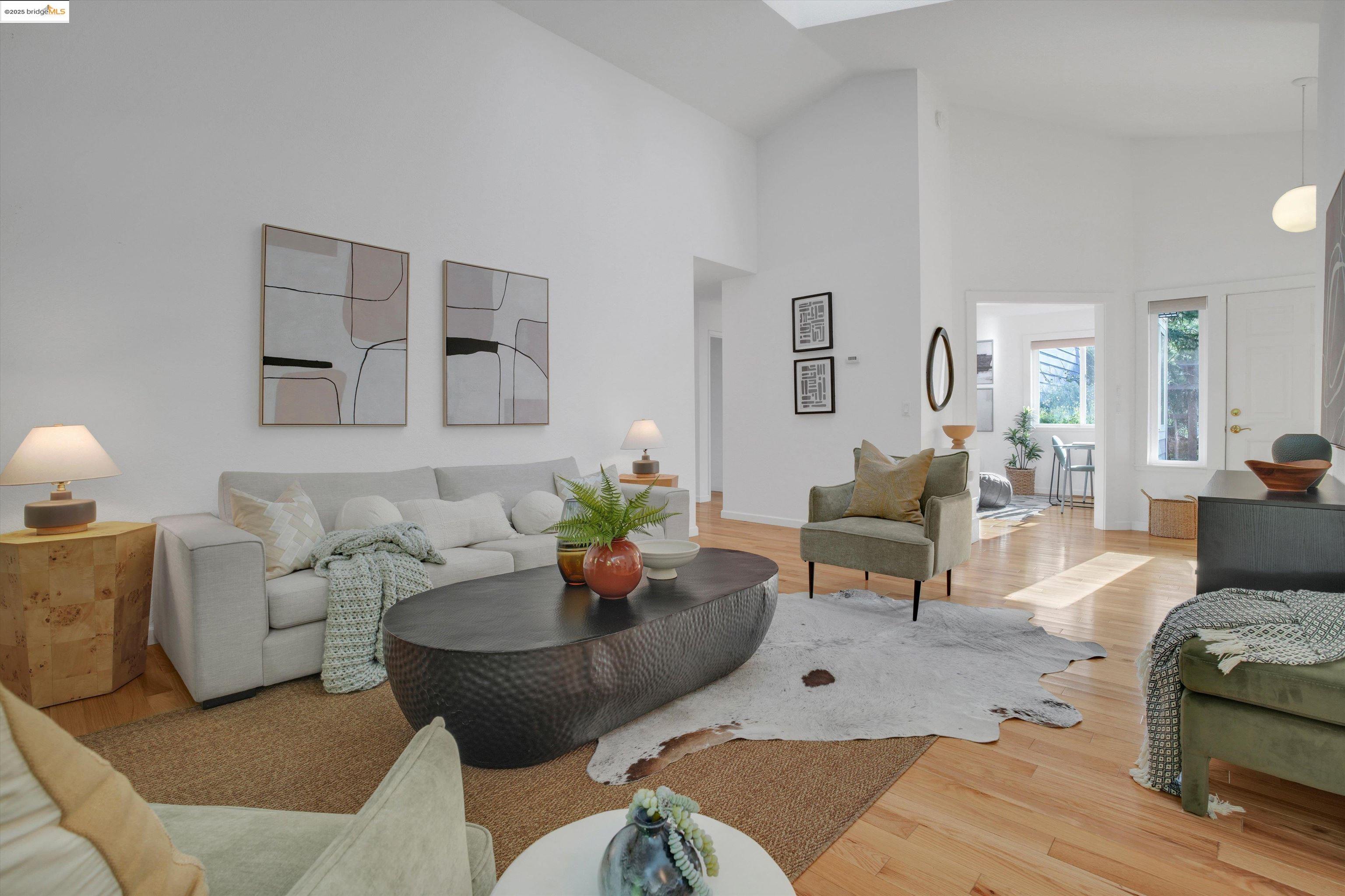 Detail Gallery Image 9 of 34 For 2380 Martinez Ct, Pinole,  CA 94564 - 3 Beds | 2 Baths