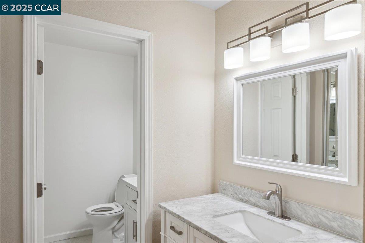 Detail Gallery Image 17 of 18 For 2422 Pleasant Hill Rd #6,  Pleasant Hill,  CA 94523 - 2 Beds | 1 Baths