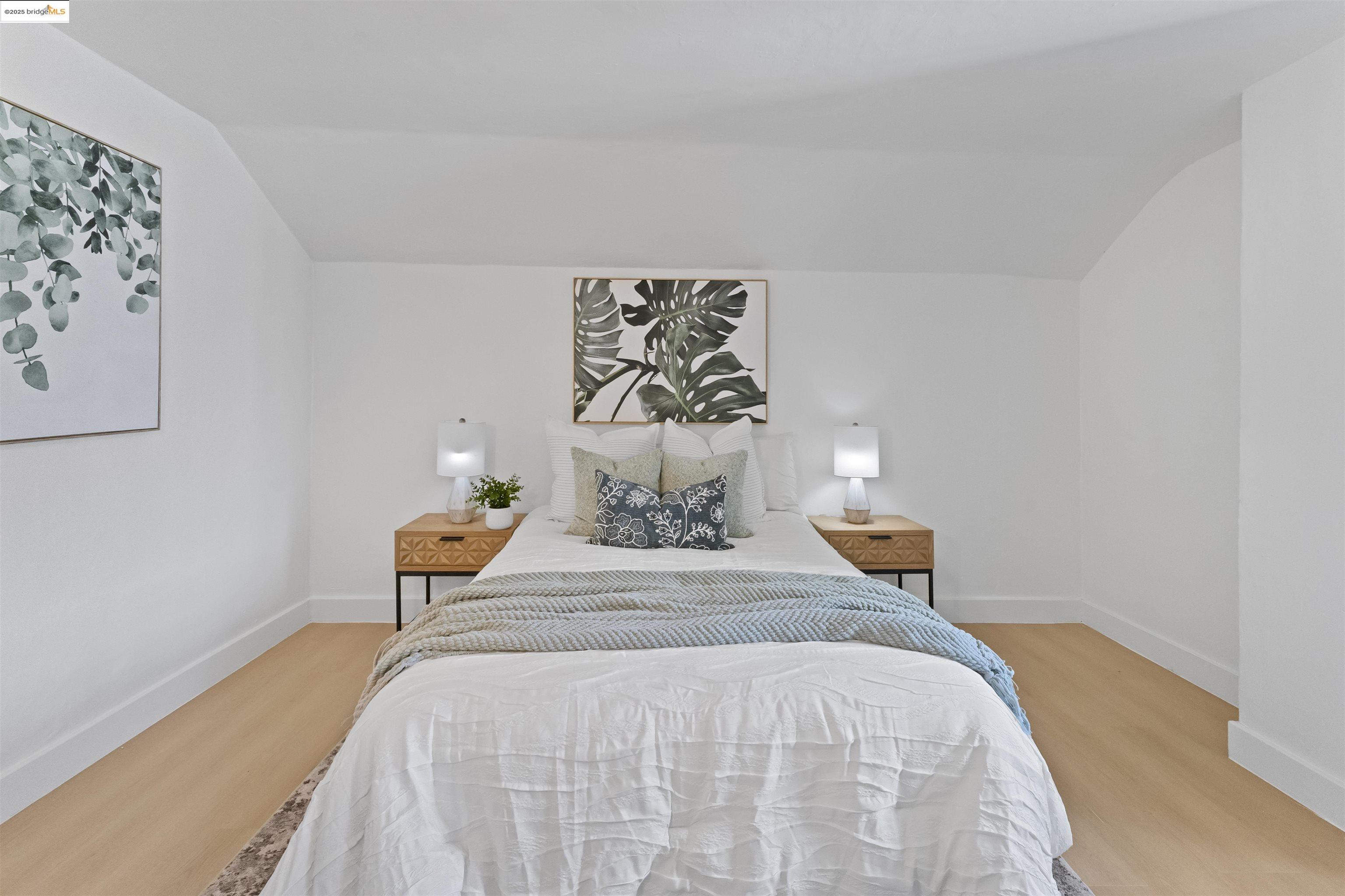 Detail Gallery Image 17 of 34 For 897 Oak Street, Alameda,  CA 94501 - – Beds | – Baths