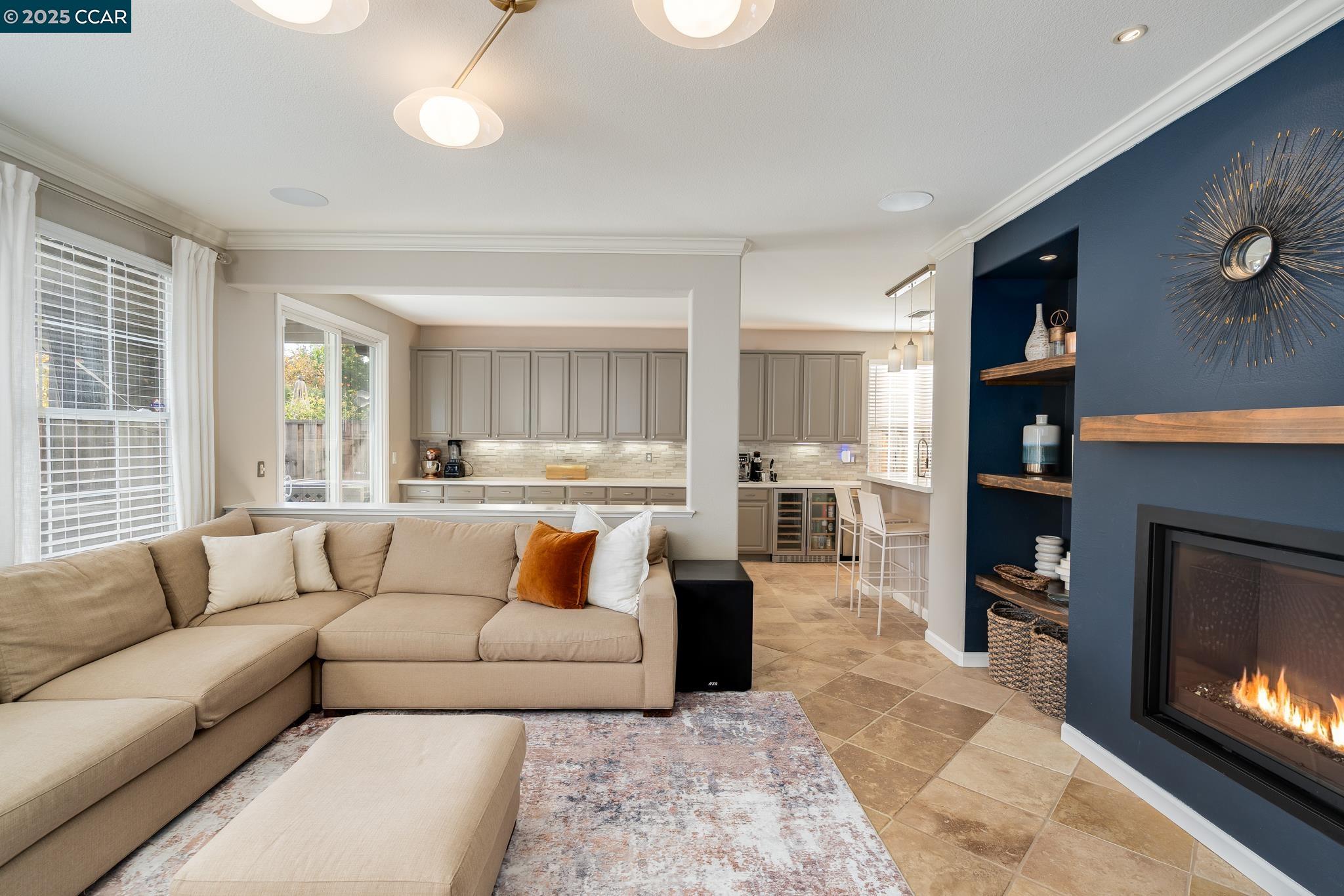 Detail Gallery Image 14 of 37 For 84 Plumeria Ct, Danville,  CA 94506 - 5 Beds | 3 Baths