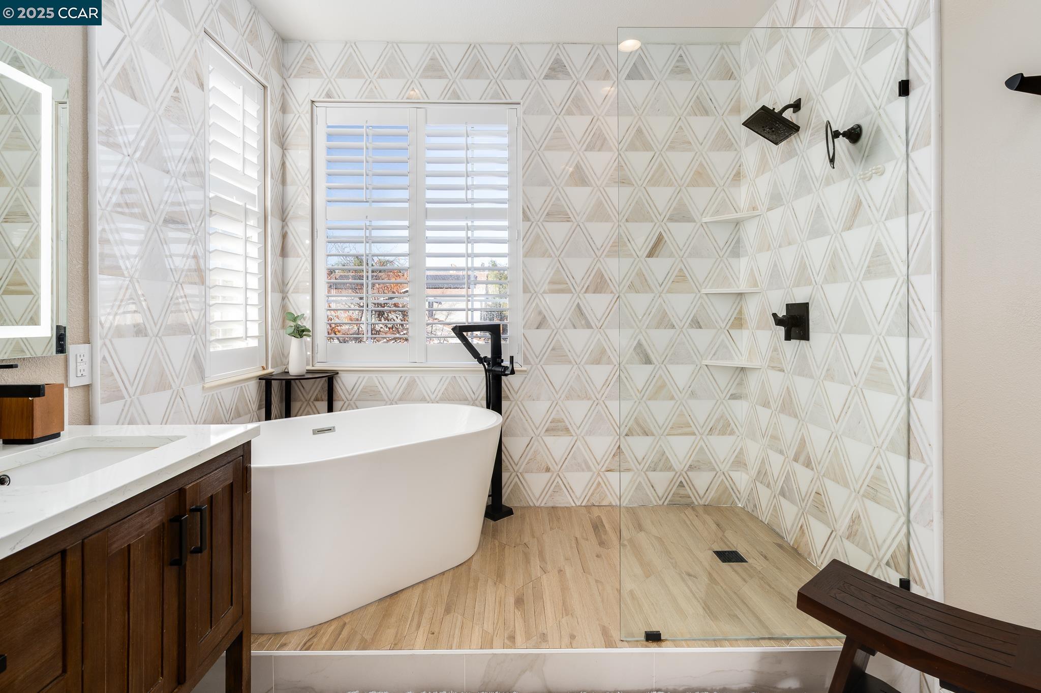 Detail Gallery Image 22 of 37 For 84 Plumeria Ct, Danville,  CA 94506 - 5 Beds | 3 Baths