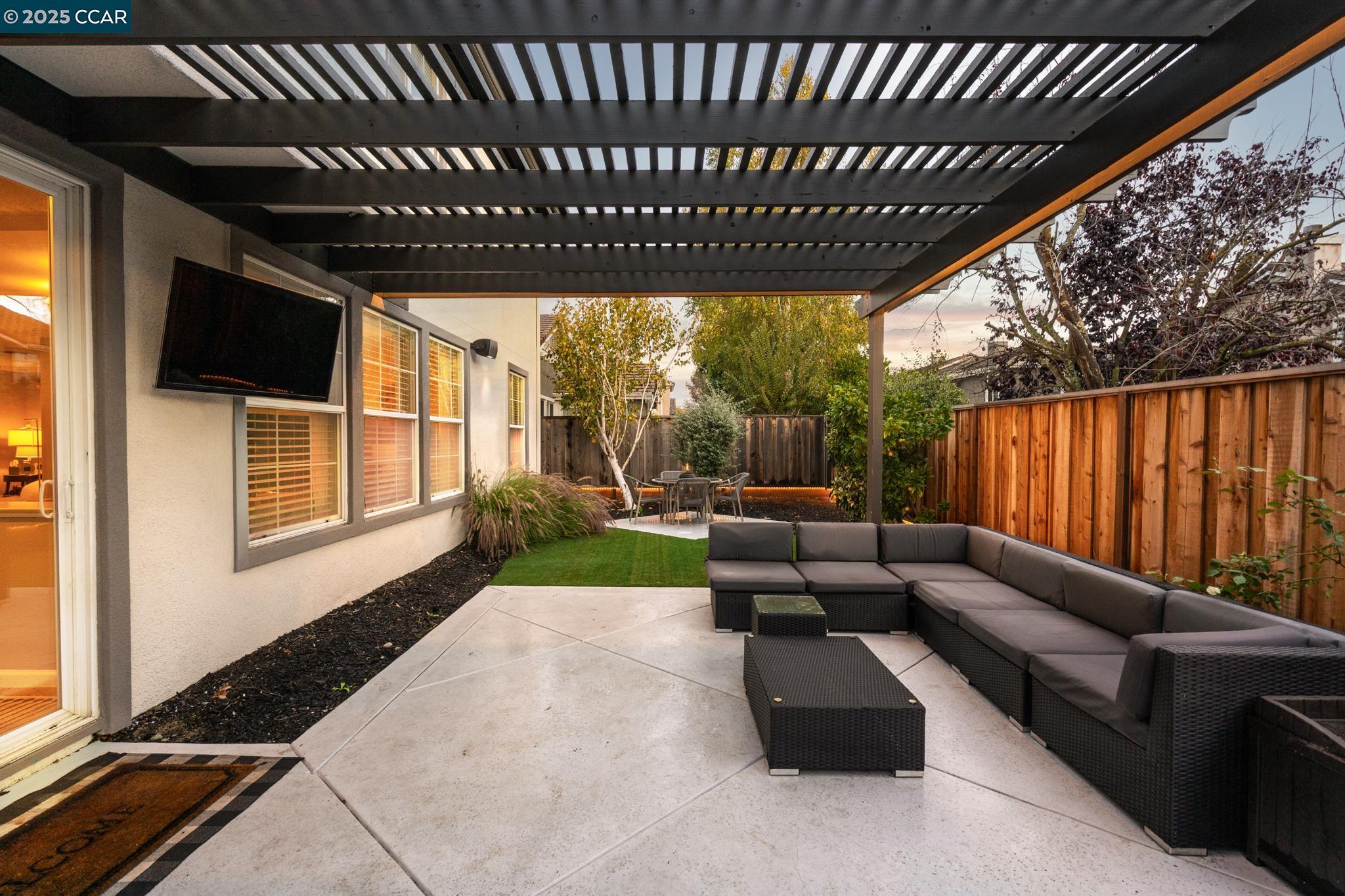 Detail Gallery Image 29 of 37 For 84 Plumeria Ct, Danville,  CA 94506 - 5 Beds | 3 Baths