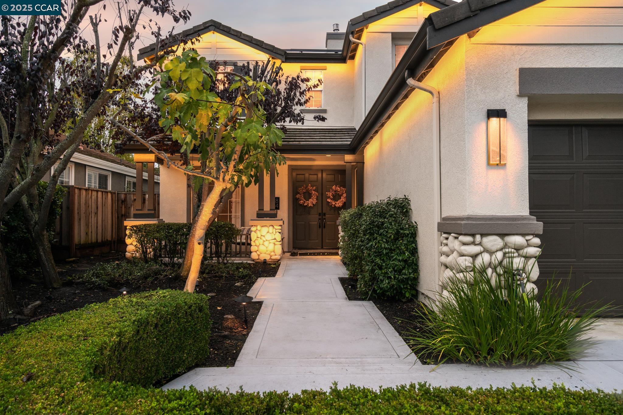 Detail Gallery Image 3 of 10 For 84 Plumeria Ct, Danville,  CA 94506 - 5 Beds | 3 Baths