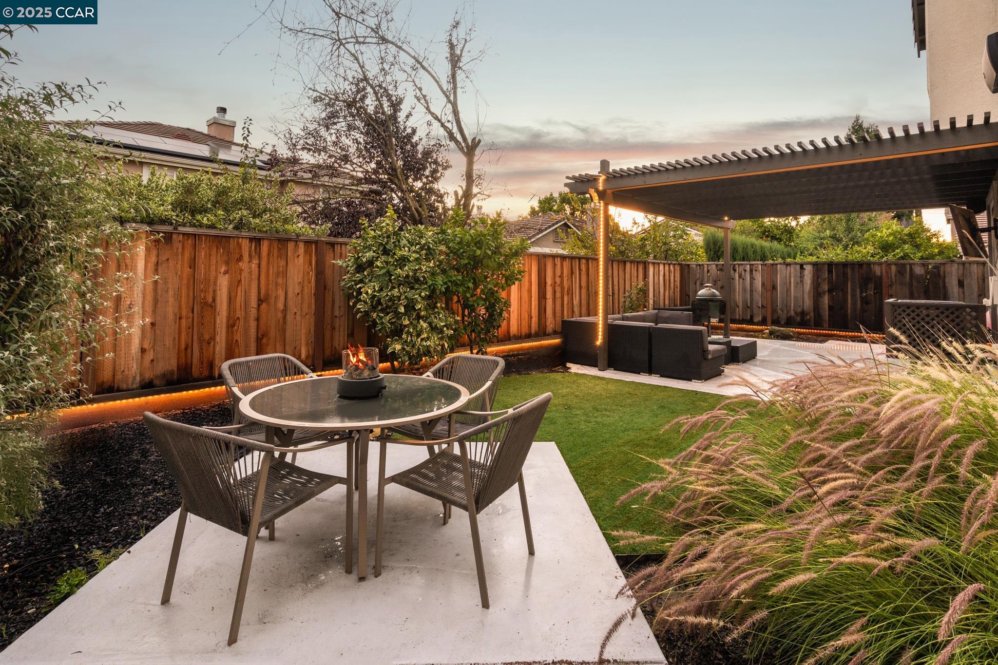 Detail Gallery Image 34 of 37 For 84 Plumeria Ct, Danville,  CA 94506 - 5 Beds | 3 Baths