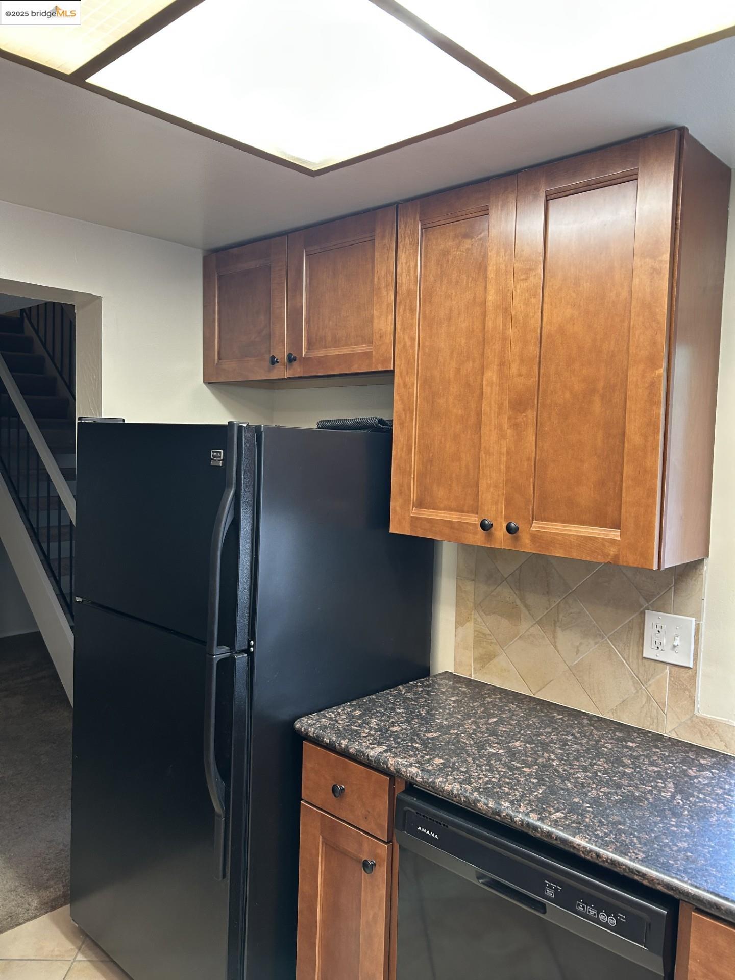 Detail Gallery Image 16 of 37 For 1363 Ridgecrest Rd, Pinole,  CA 94564 - 3 Beds | 2/1 Baths