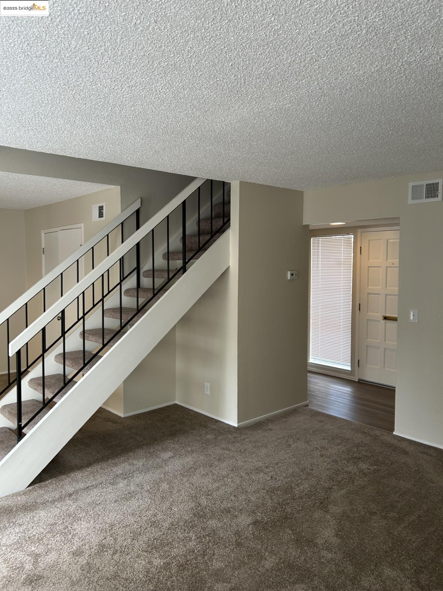 Detail Gallery Image 27 of 37 For 1363 Ridgecrest Rd, Pinole,  CA 94564 - 3 Beds | 2/1 Baths