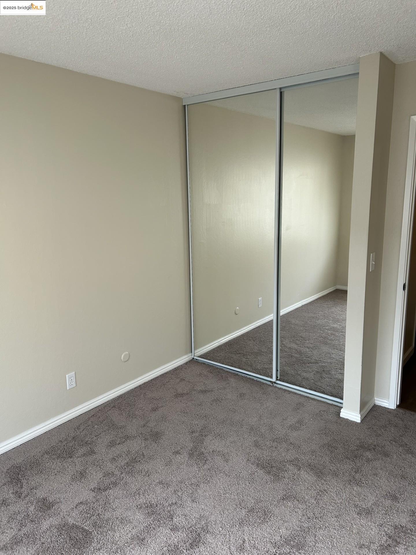 Detail Gallery Image 32 of 37 For 1363 Ridgecrest Rd, Pinole,  CA 94564 - 3 Beds | 2/1 Baths