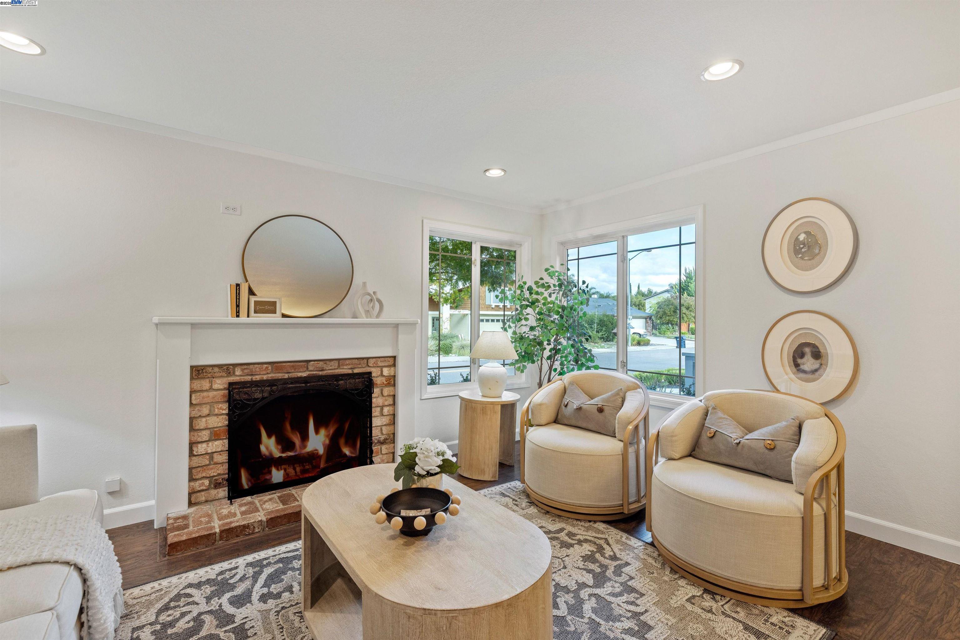 Detail Gallery Image 8 of 32 For 5285 Felicia Ave, Livermore,  CA 94550 - 3 Beds | 2 Baths