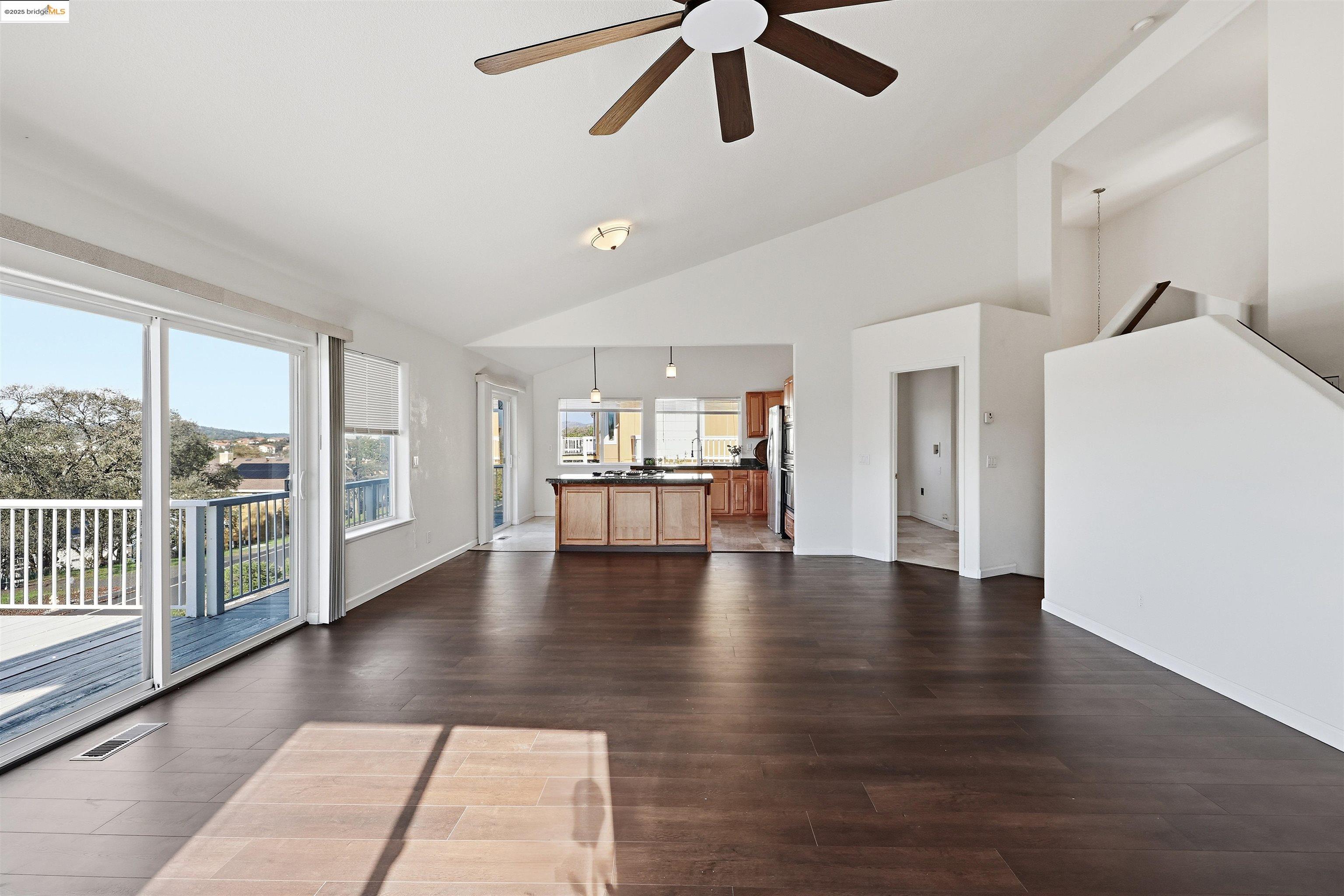 Detail Gallery Image 9 of 60 For 629 Poker Flat, Copperopolis,  CA 95228 - 3 Beds | 2/1 Baths