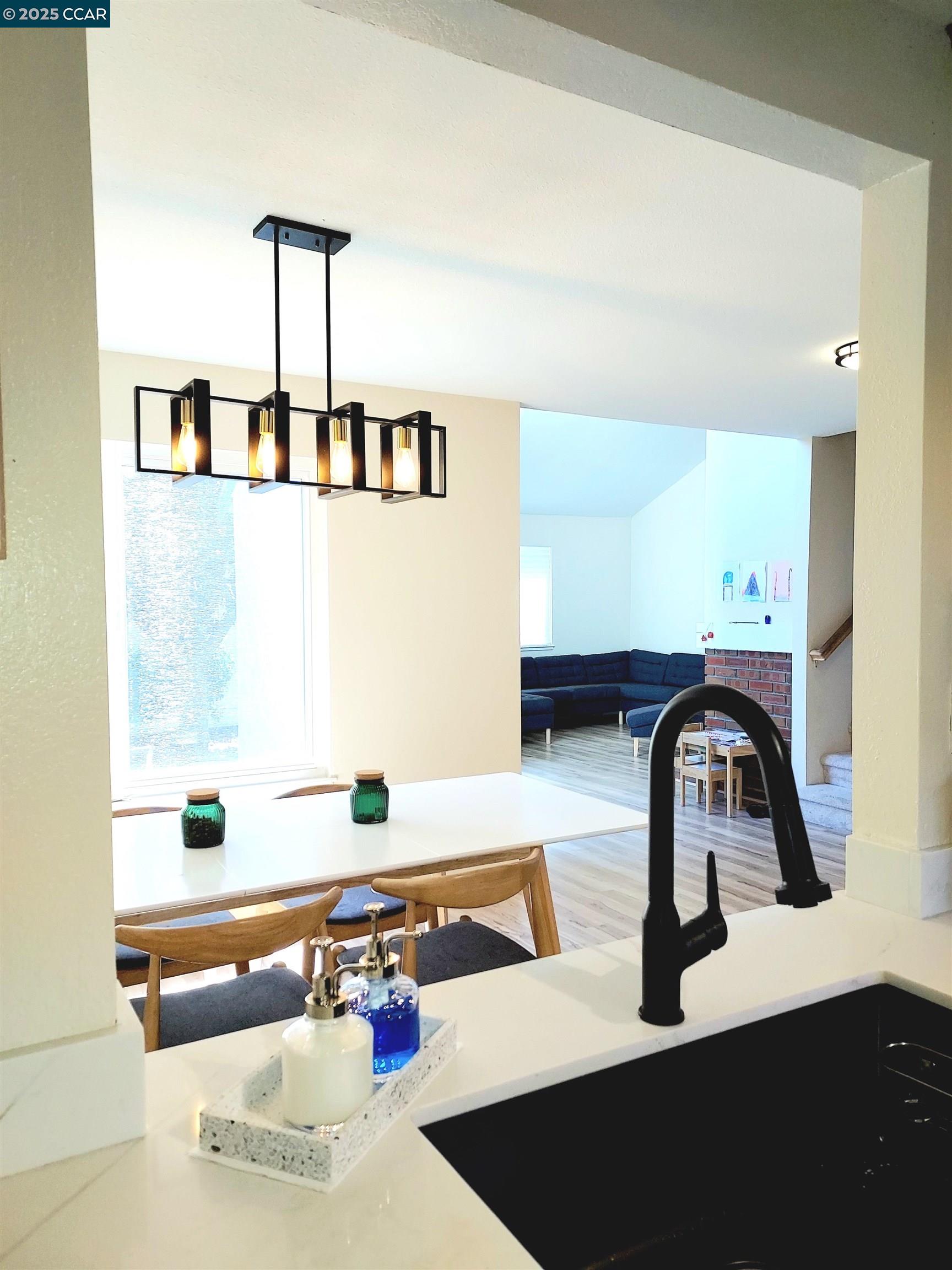 Photo #11: 41117993 Listing: Photo #11