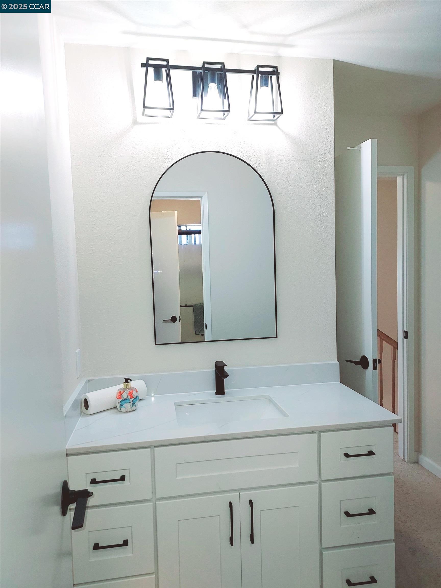 Photo #15: 41117993 Listing: Photo #15