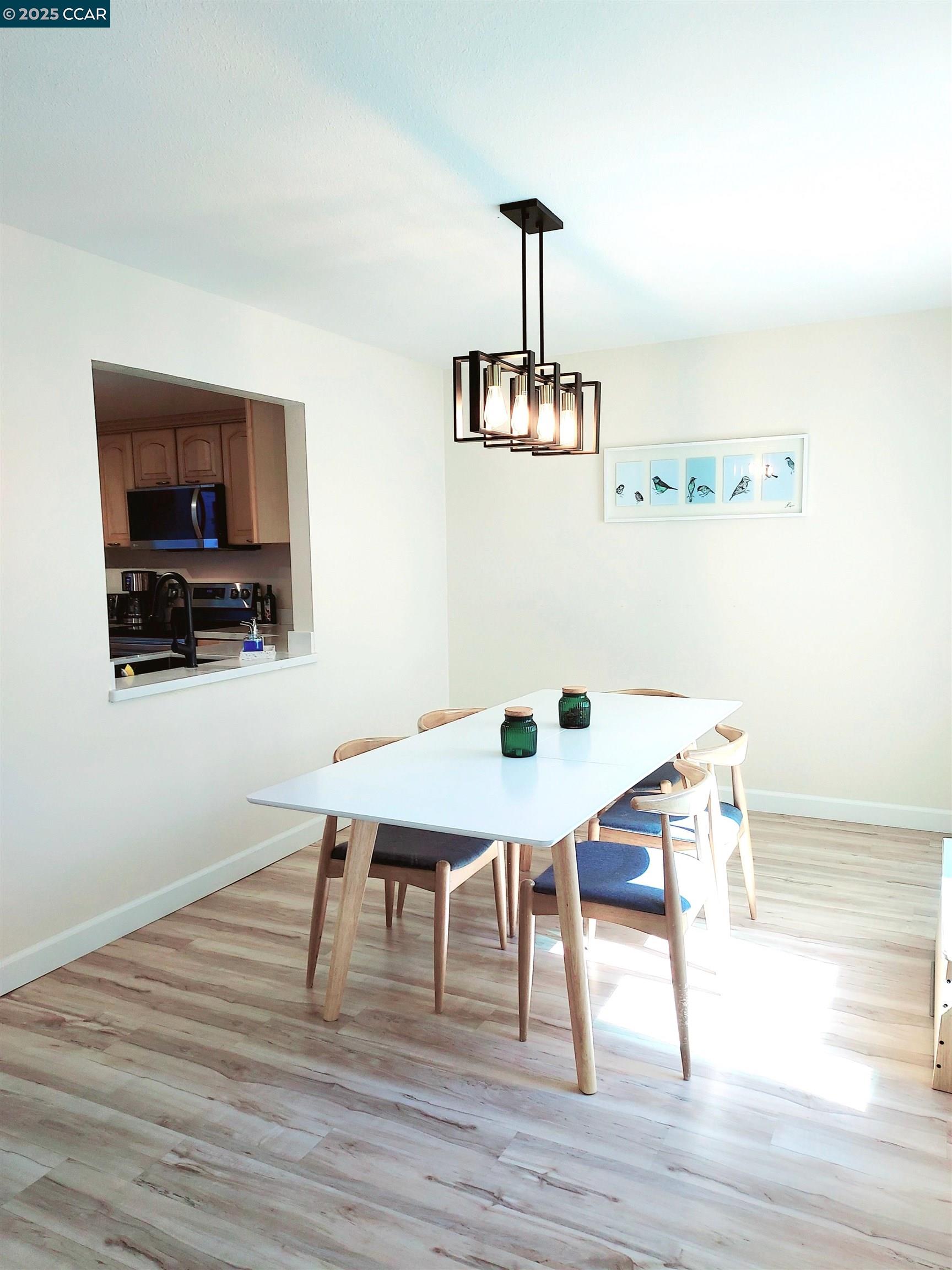 Photo #6: 41117993 Listing: Photo #6