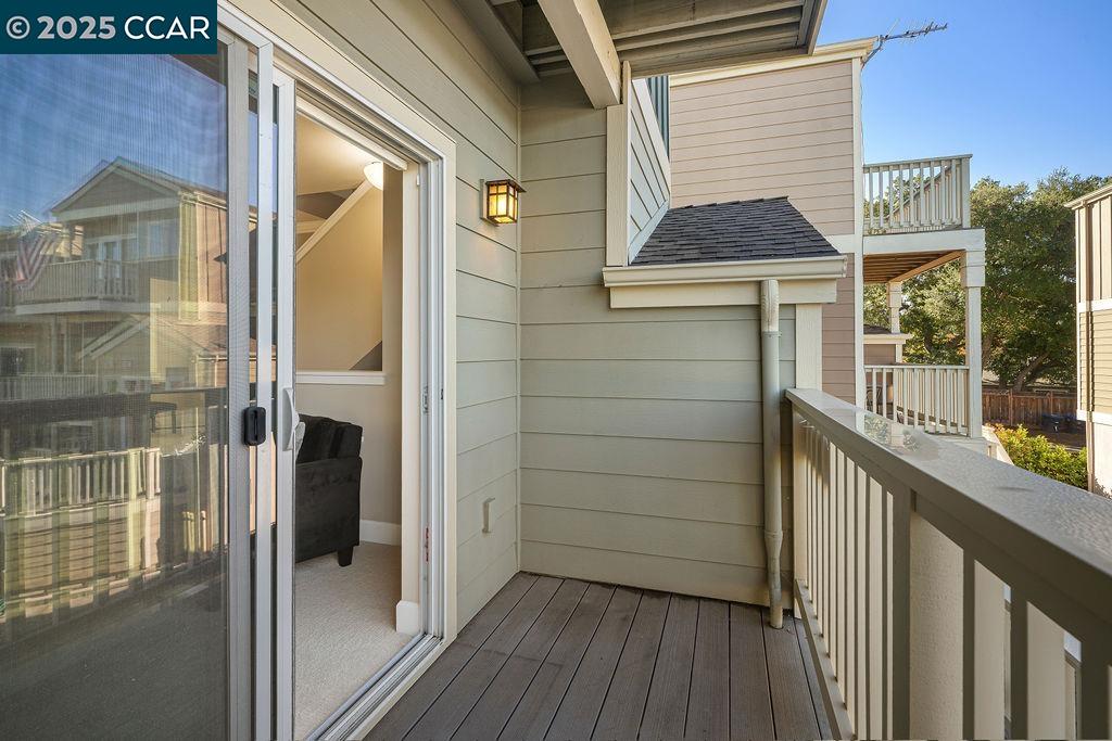 Detail Gallery Image 25 of 45 For 200 Valletta Ln, Pleasanton,  CA 94566 - 3 Beds | 2/2 Baths