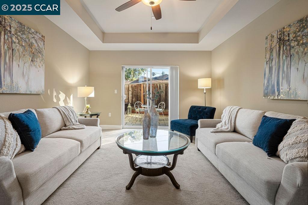 Detail Gallery Image 8 of 45 For 200 Valletta Ln, Pleasanton,  CA 94566 - 3 Beds | 2/2 Baths