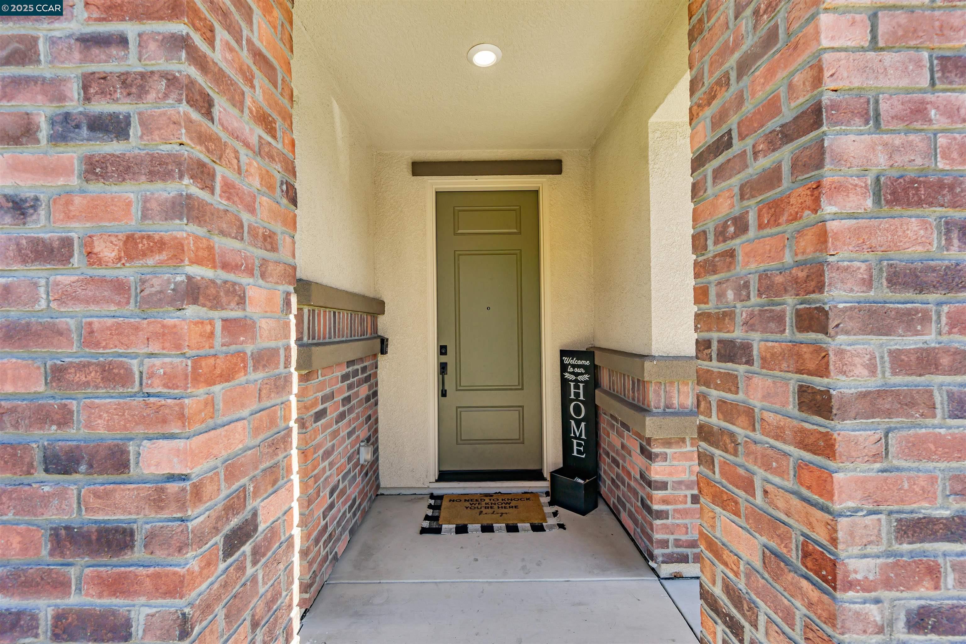 Detail Gallery Image 12 of 39 For 158 Wooley Creek Way, Brentwood,  CA 94513 - 4 Beds | 2/1 Baths