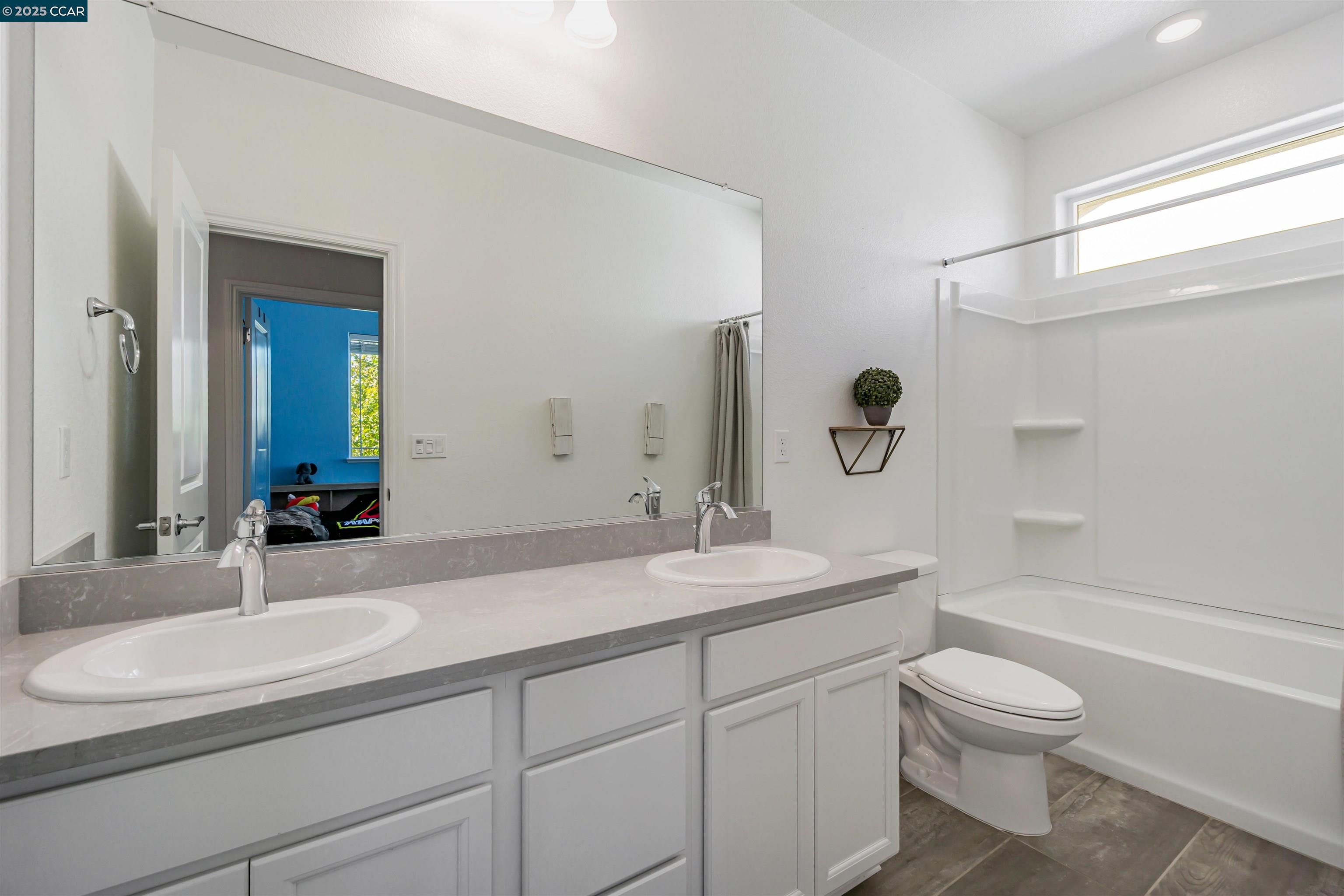 Detail Gallery Image 28 of 39 For 158 Wooley Creek Way, Brentwood,  CA 94513 - 4 Beds | 2/1 Baths